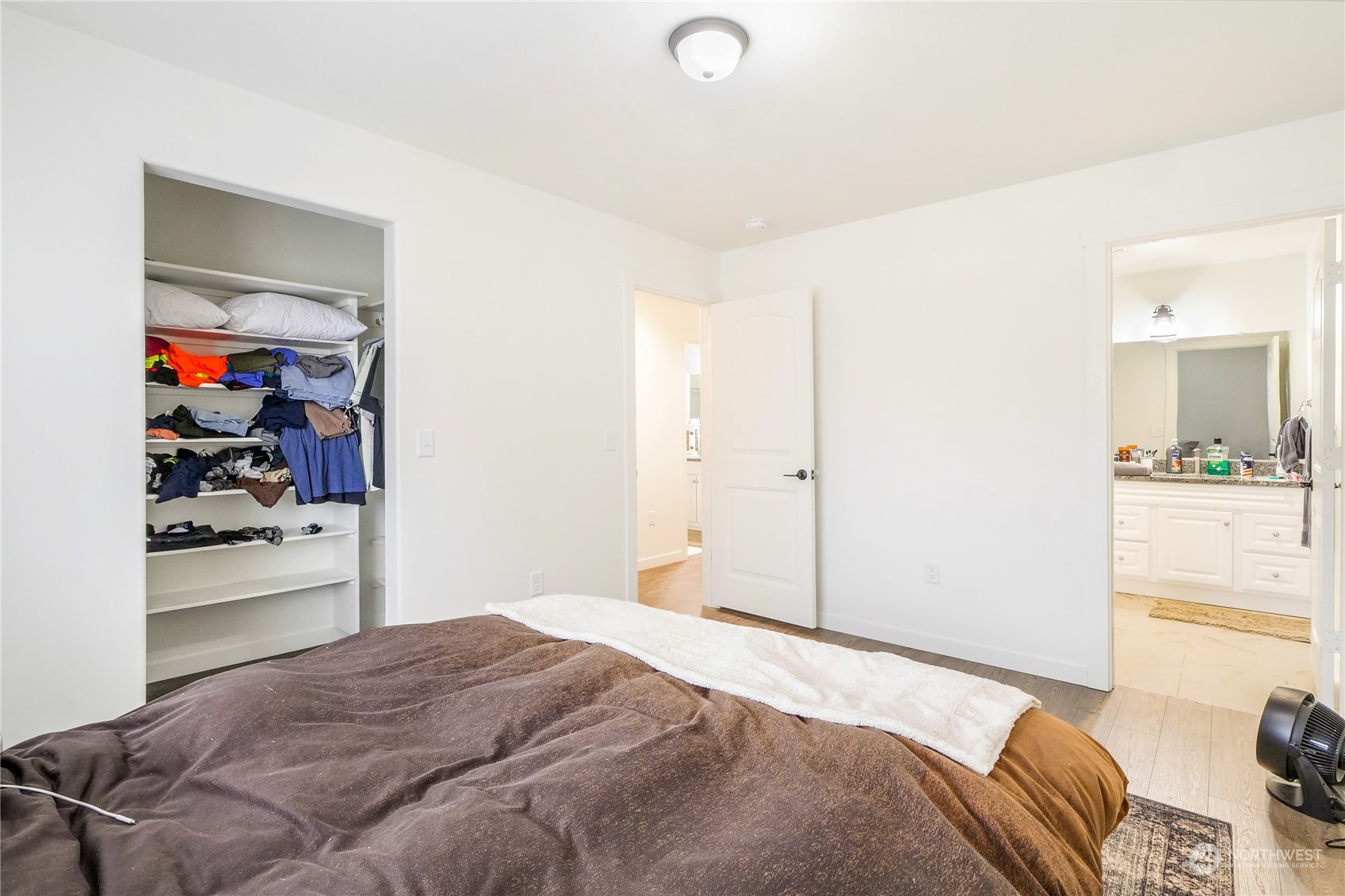 1125 W Ivy Avenue A/b Property Photo 20