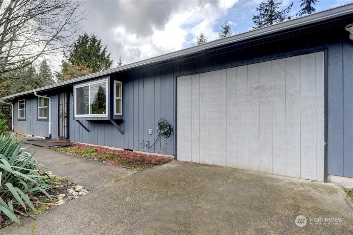 1503 Dogwood Street Property Photo 3