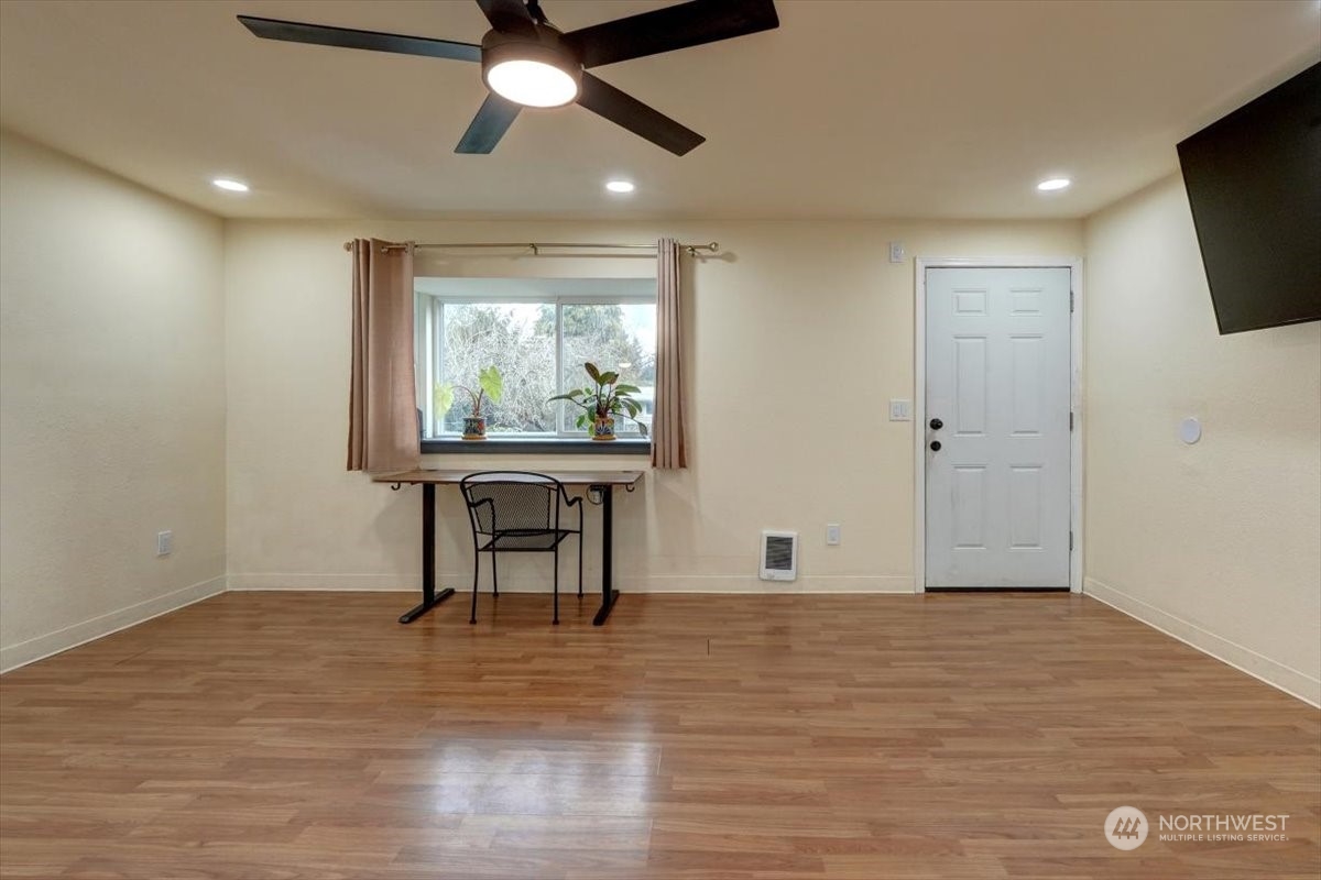 1503 Dogwood Street Property Photo 4