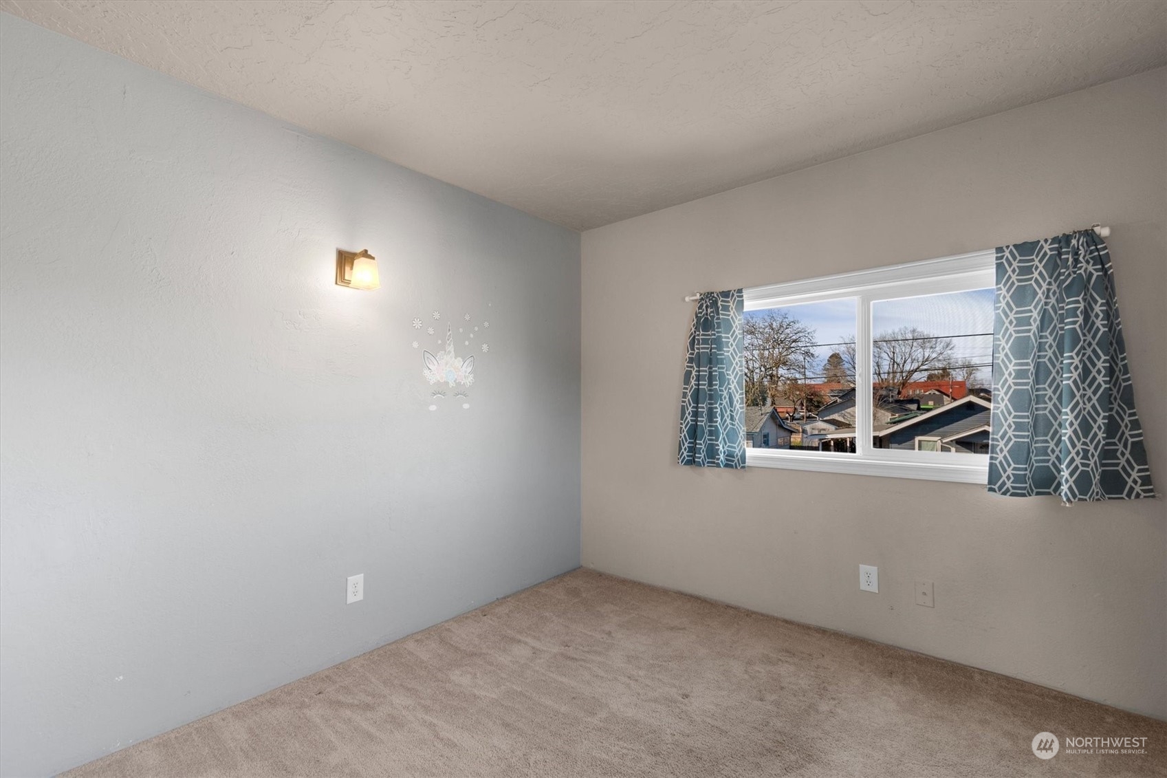 1212 S 7th Avenue Property Photo 17