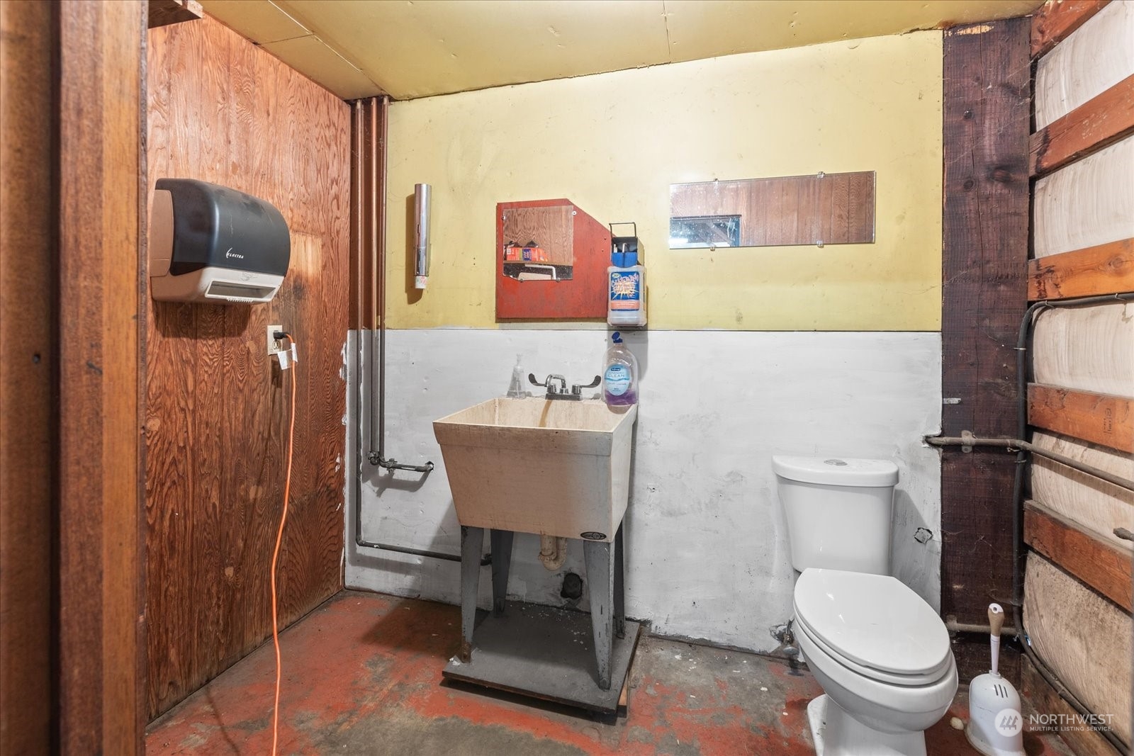 2450 W Hwy 101 A Property Photo 23