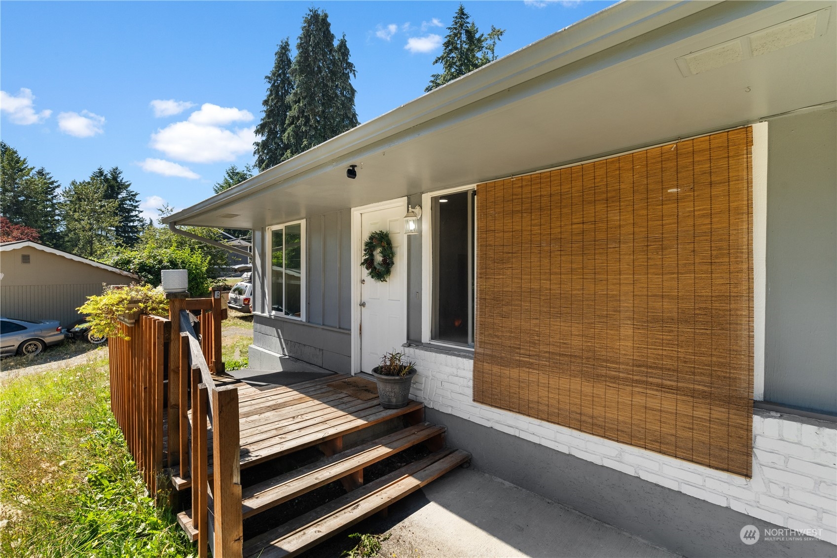 18816 Mountain View Drive E&f Property Photo 1