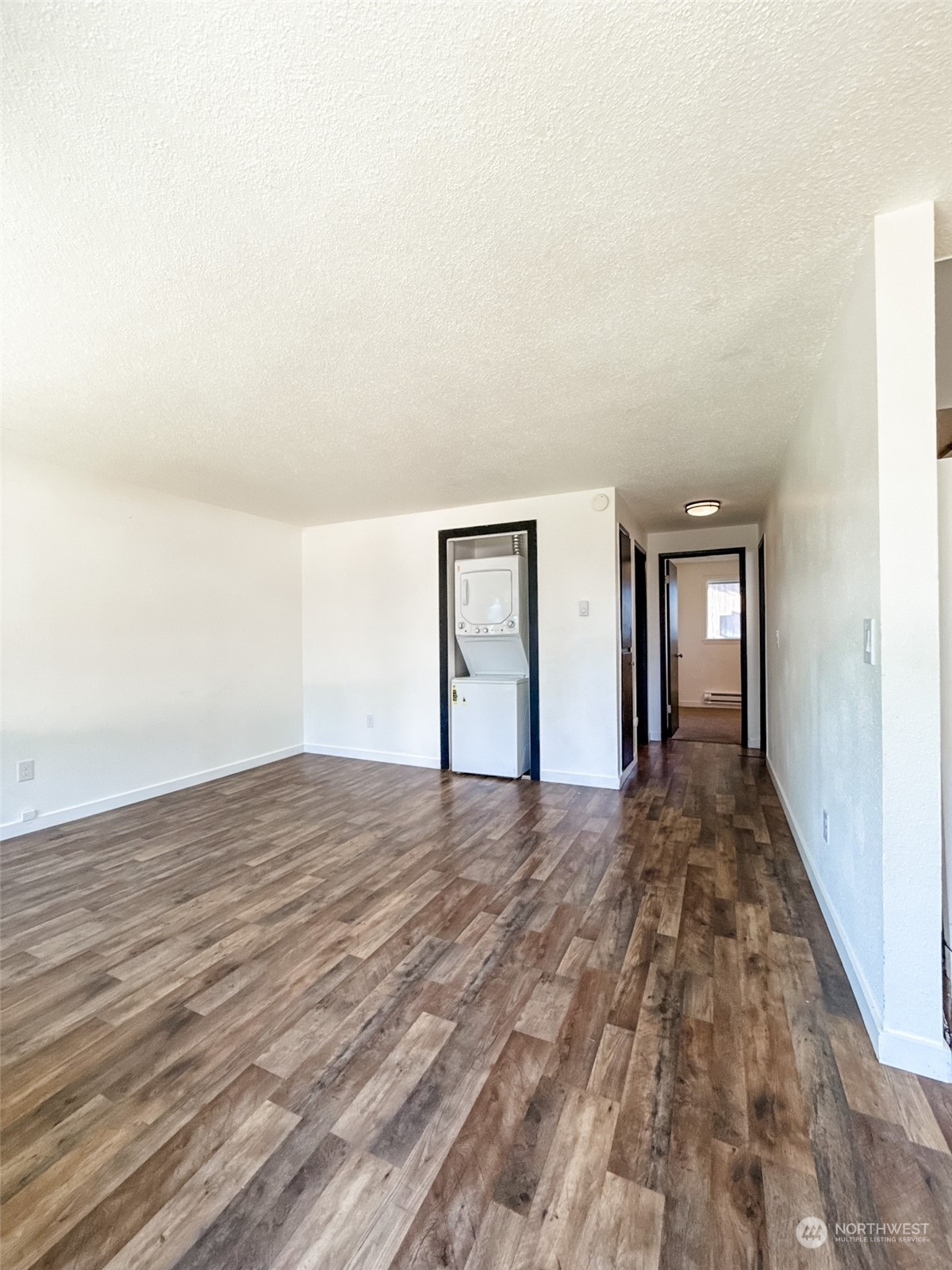 18816 Mountain View Drive E&f Property Photo 5