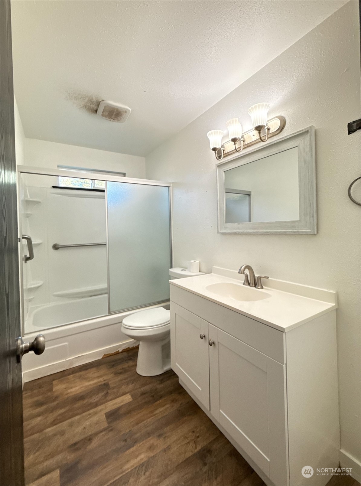 18816 Mountain View Drive E&f Property Photo 12