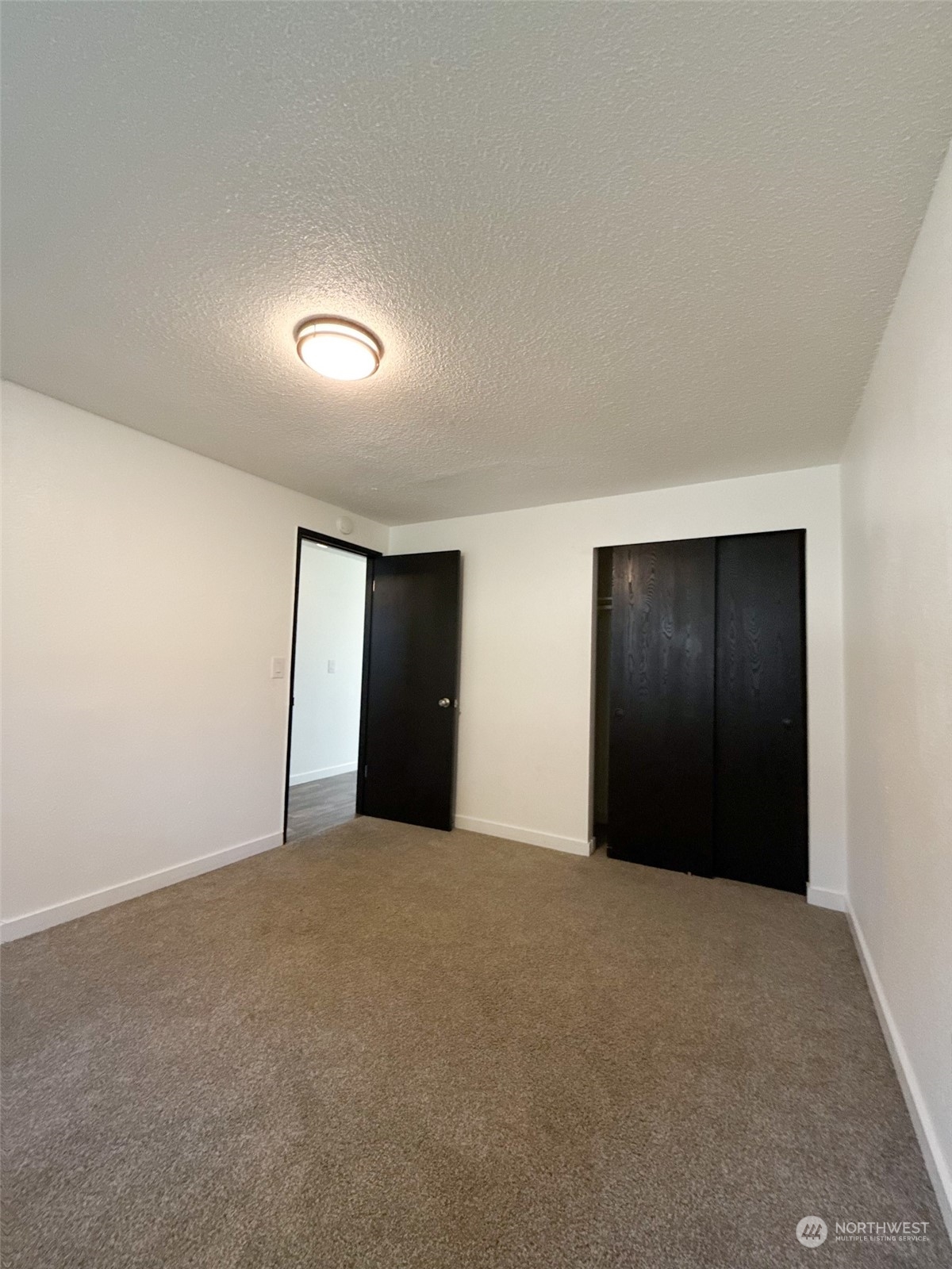 18816 Mountain View Drive E&f Property Photo 14