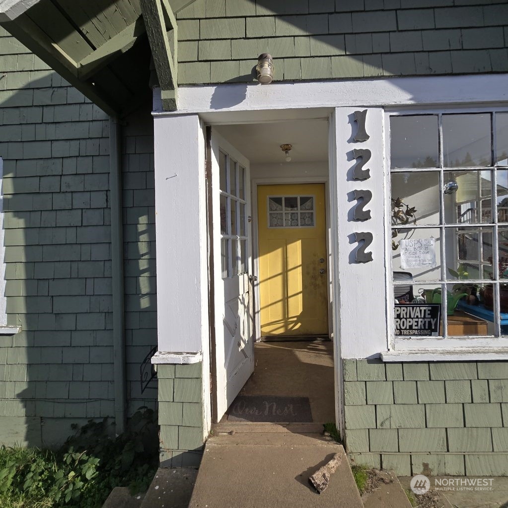 1222 Lincoln Street Property Photo