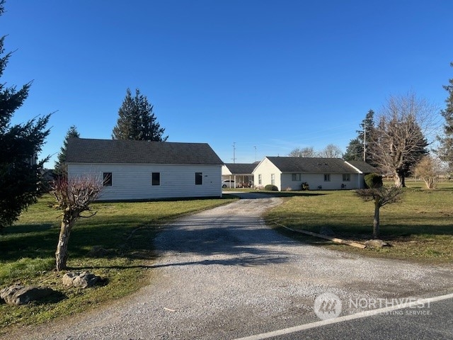 8885 Line Rd Property Photo