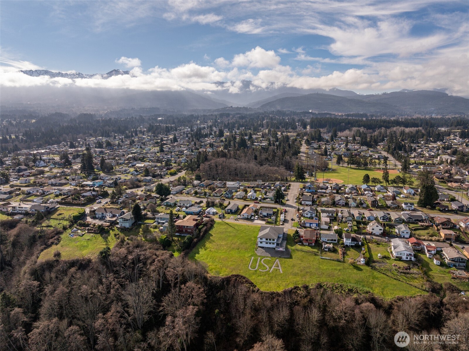 999 W 4th Street Property Photo 18