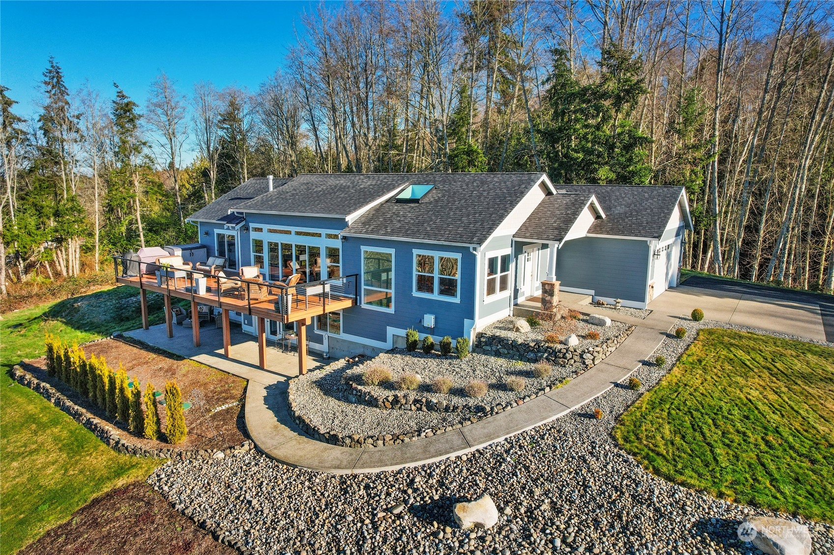 38734 Benchmark Avenue Property Photo
