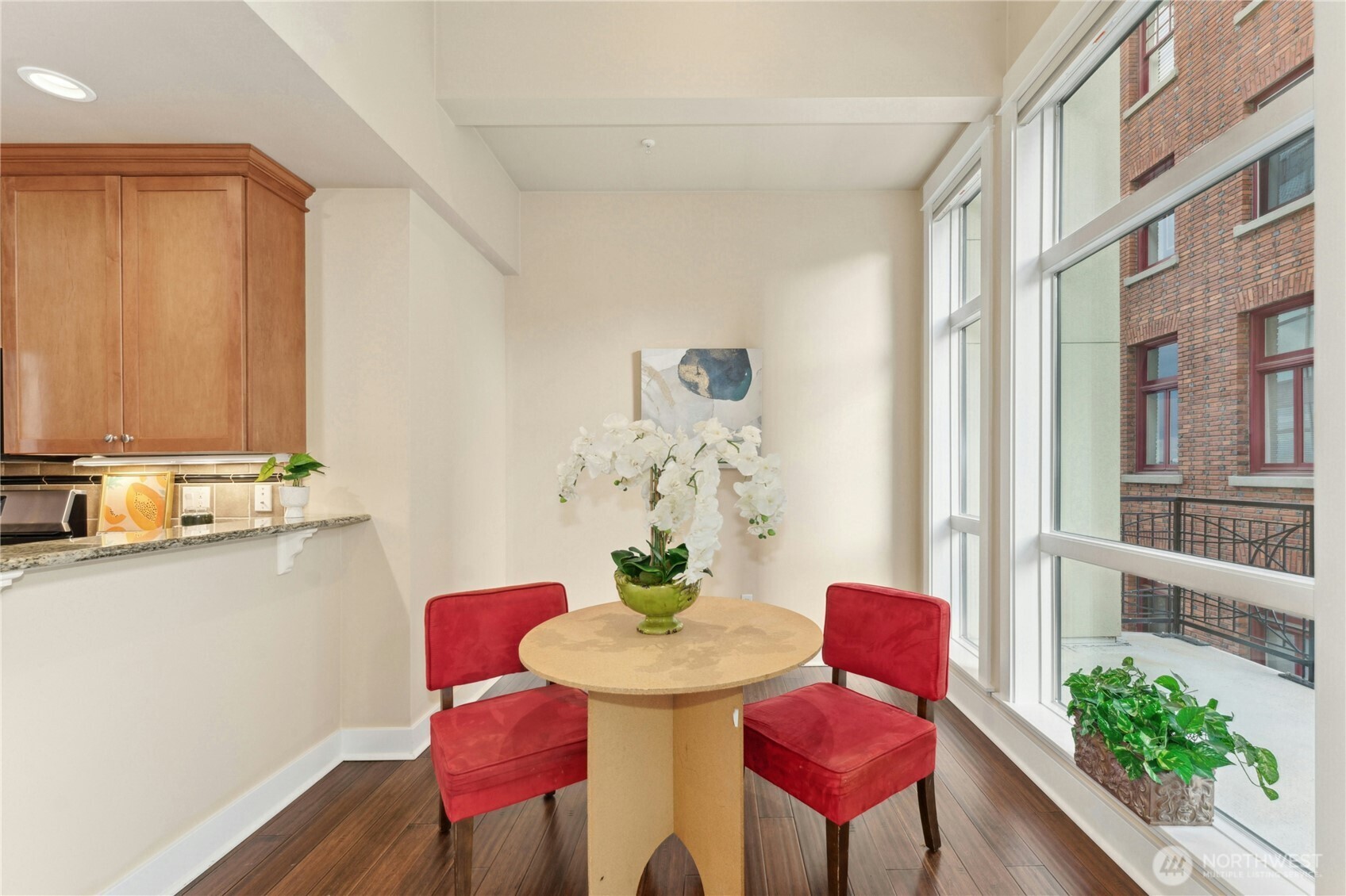708 Market Street 401 Property Photo 4
