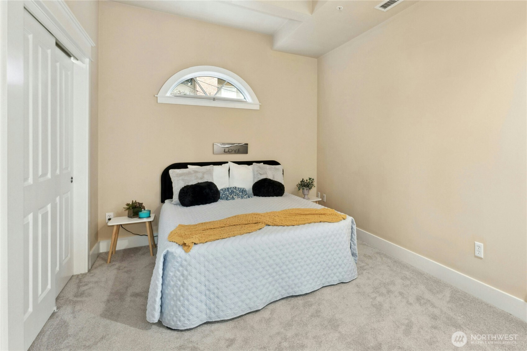 708 Market Street 401 Property Photo 11