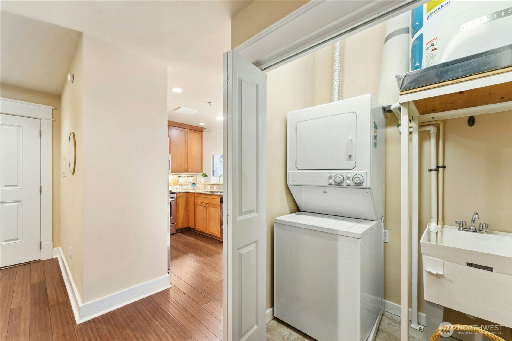 708 Market Street 401 Property Photo 16