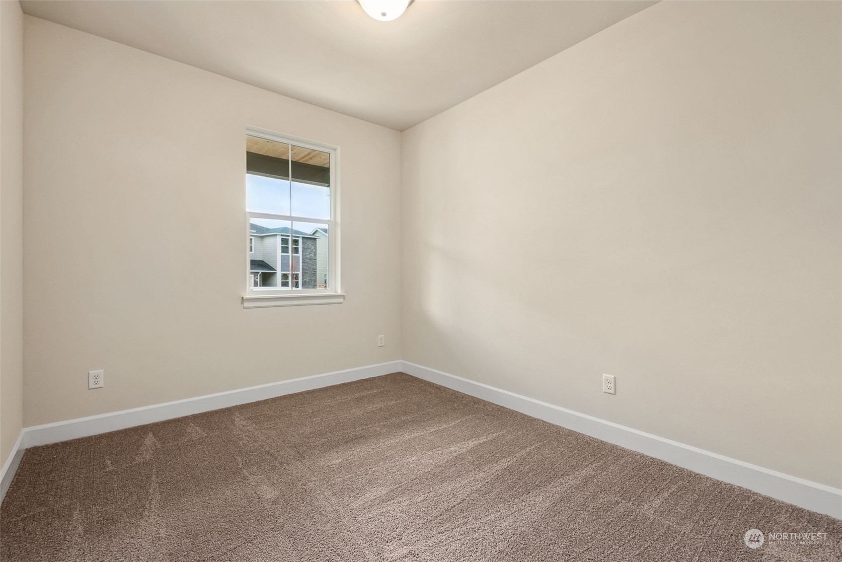 10523 Treasure Drive 134 Property Photo 4