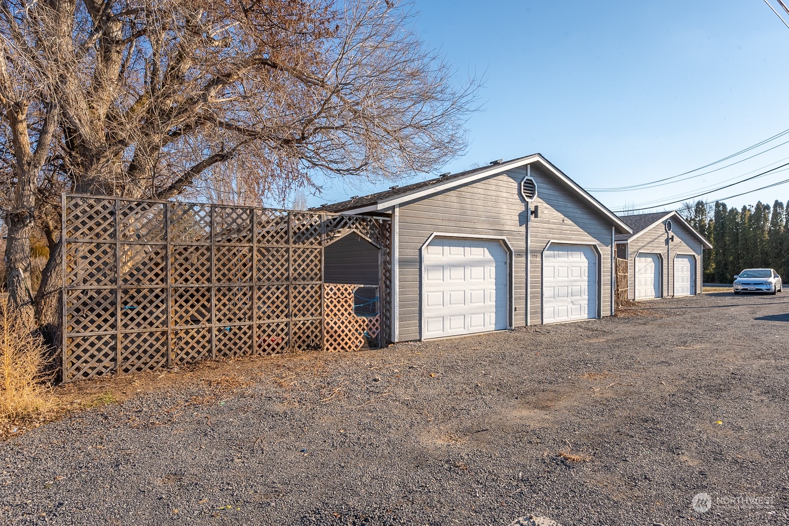 726 Nw Frey Road 728 Property Photo 16