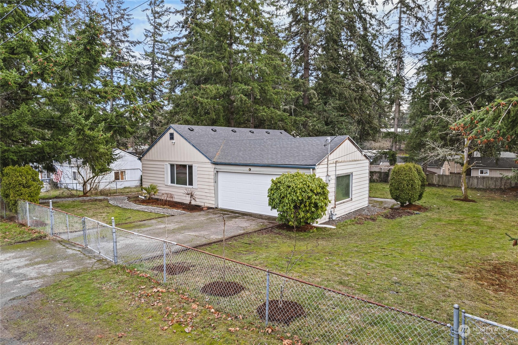 9716 Kenwood Drive Property Photo