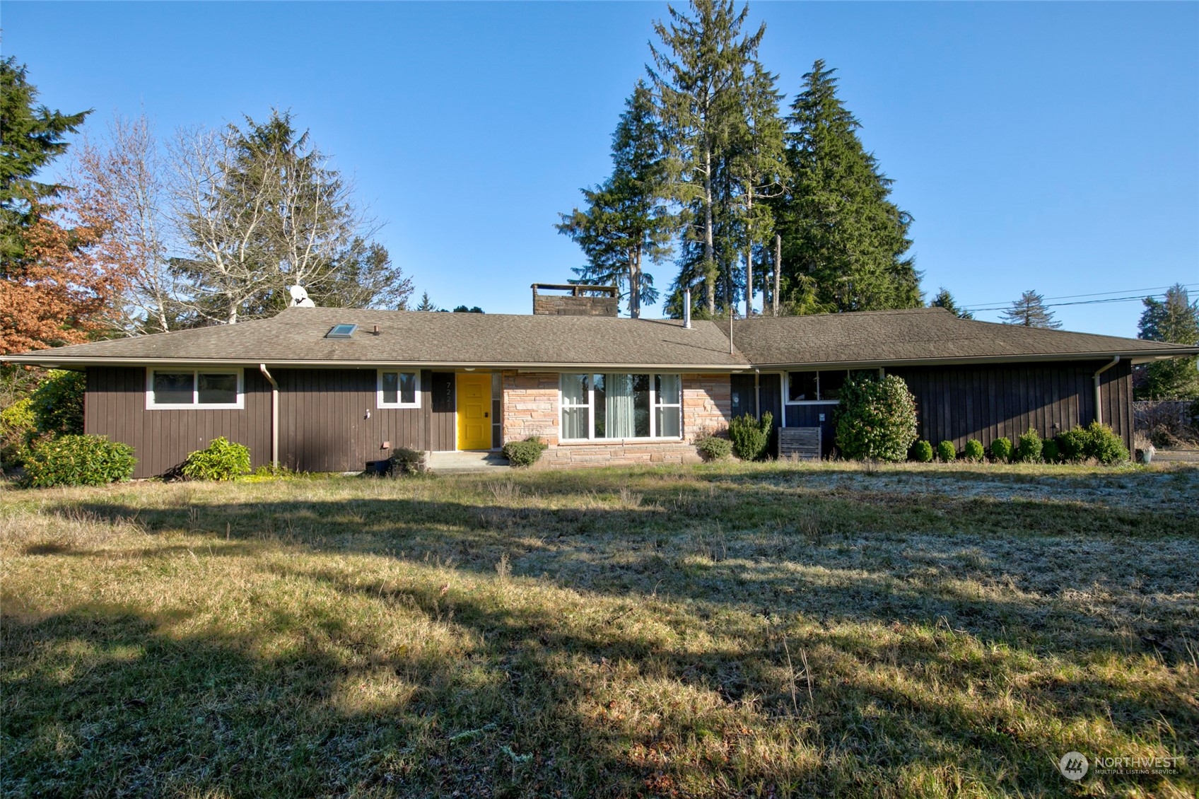 7221 Lillooet Loop Property Photo