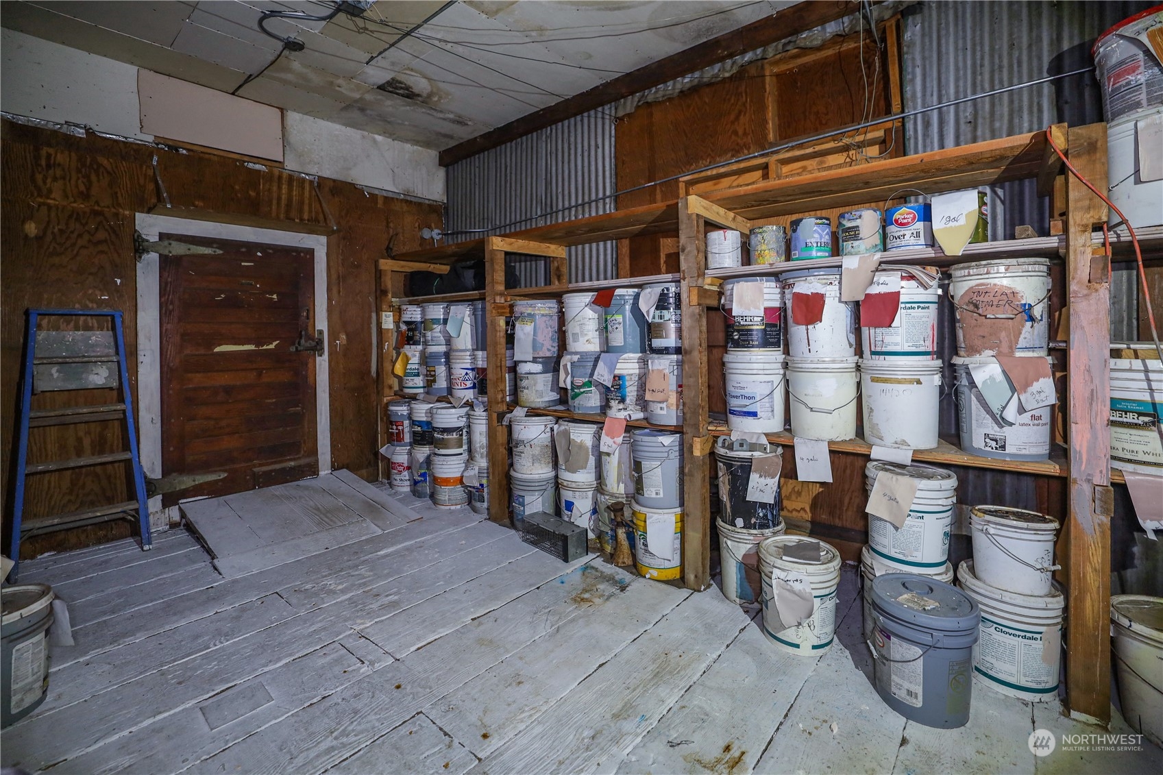 411 S Jefferson Street Property Photo 16
