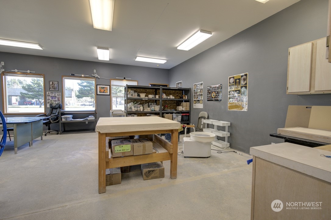 845 Pt. Brown Avenue Property Photo 6