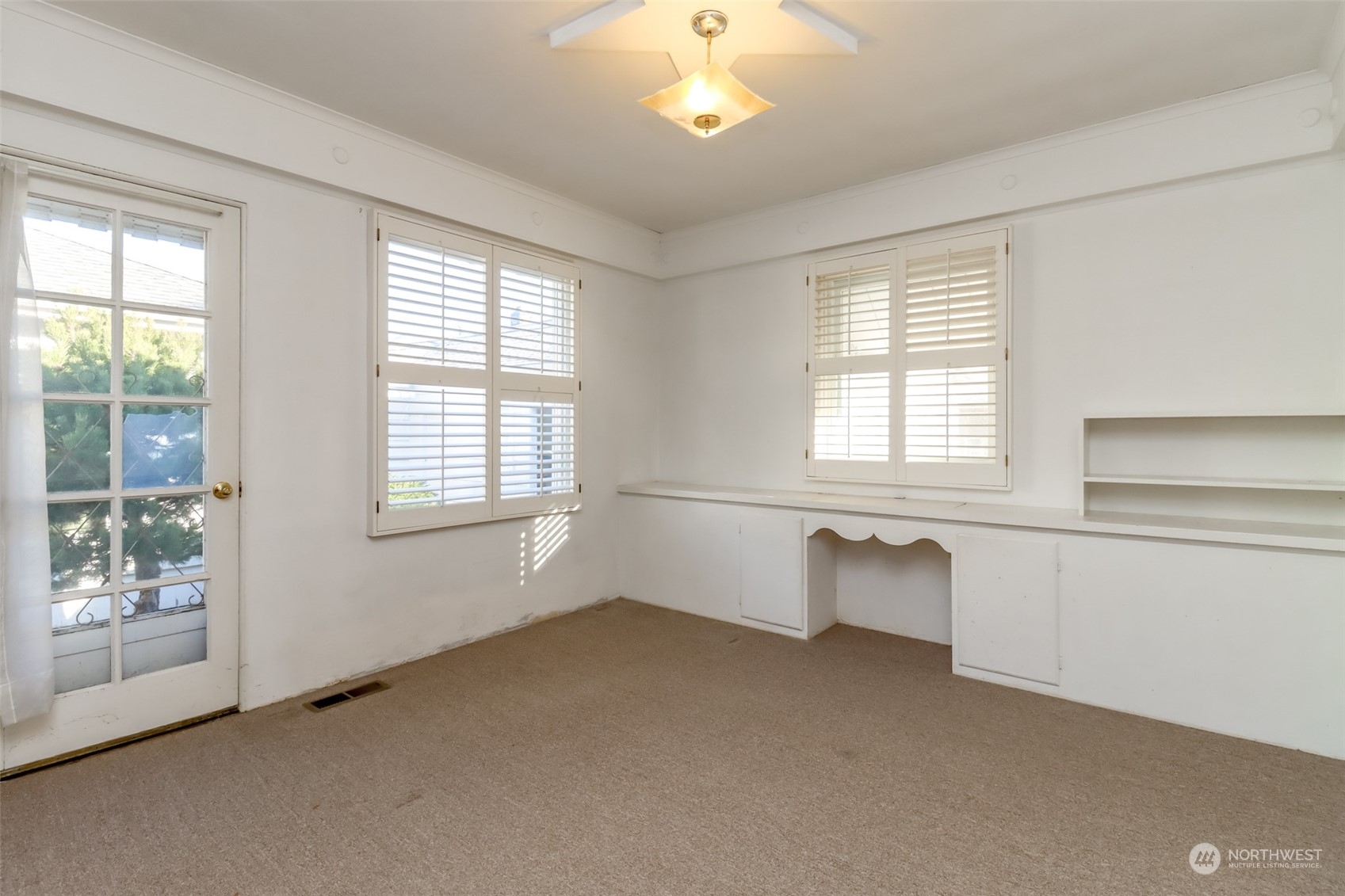 10601 Gravelly Lake Dr Sw Property Photo 13
