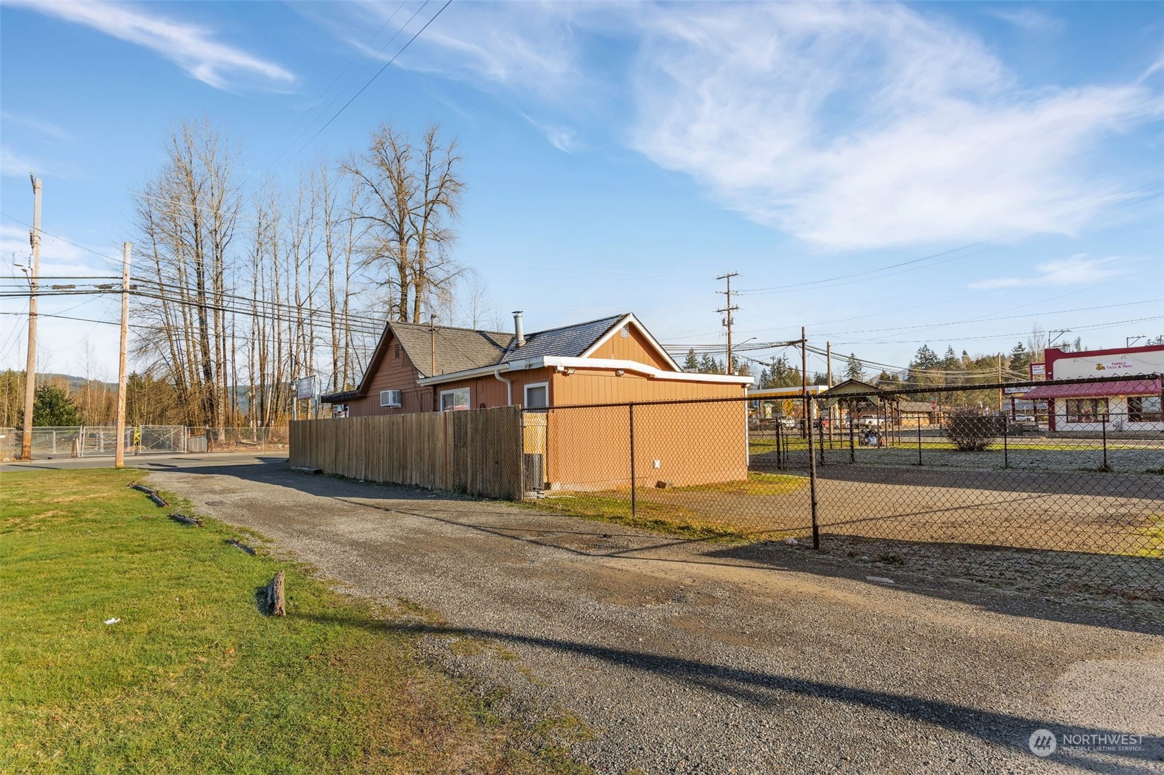 204 W Stanley Street Property Photo 8