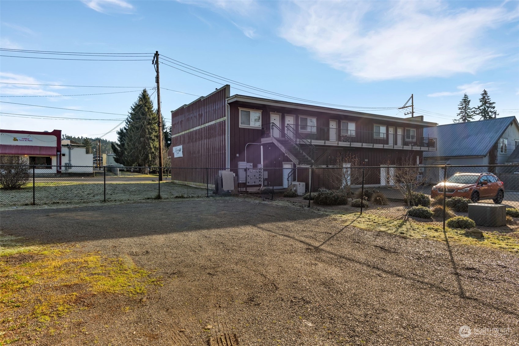 204 W Stanley Street Property Photo 9