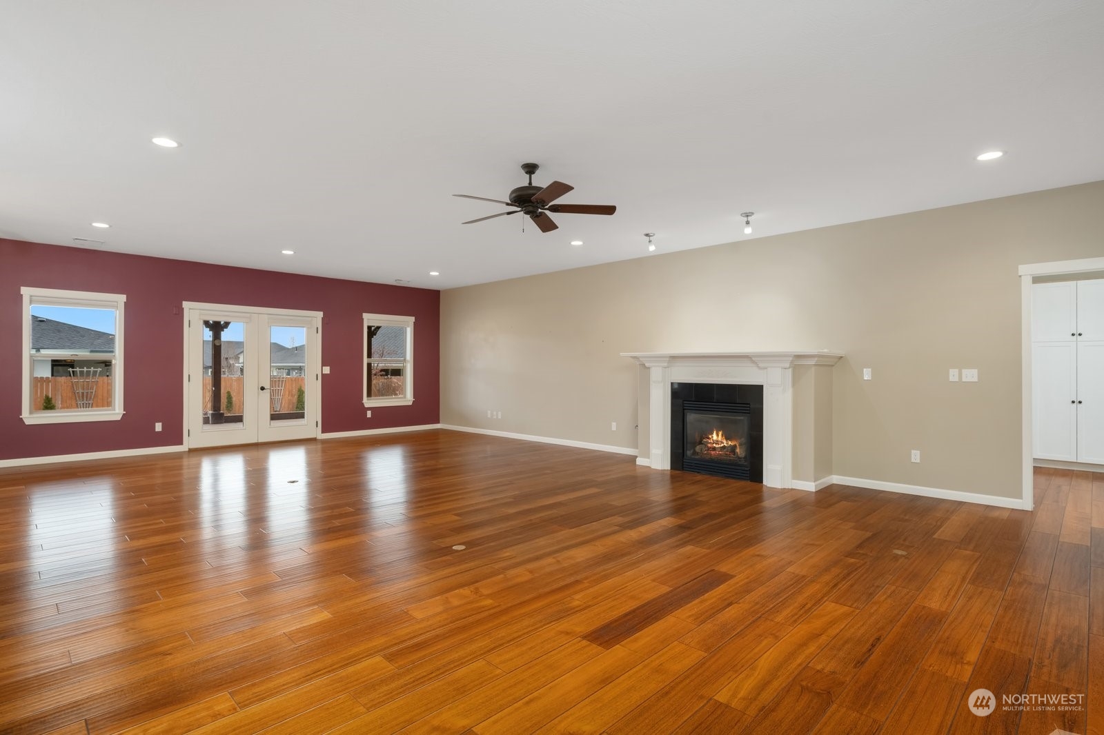 219 Cougar Creek Drive Property Photo 8