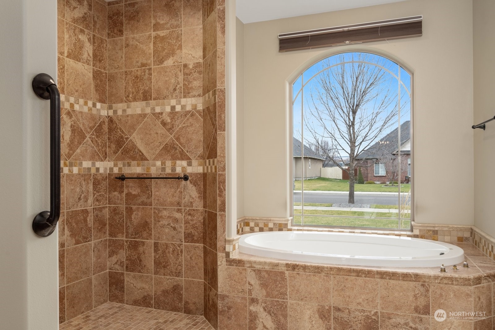 219 Cougar Creek Drive Property Photo 18