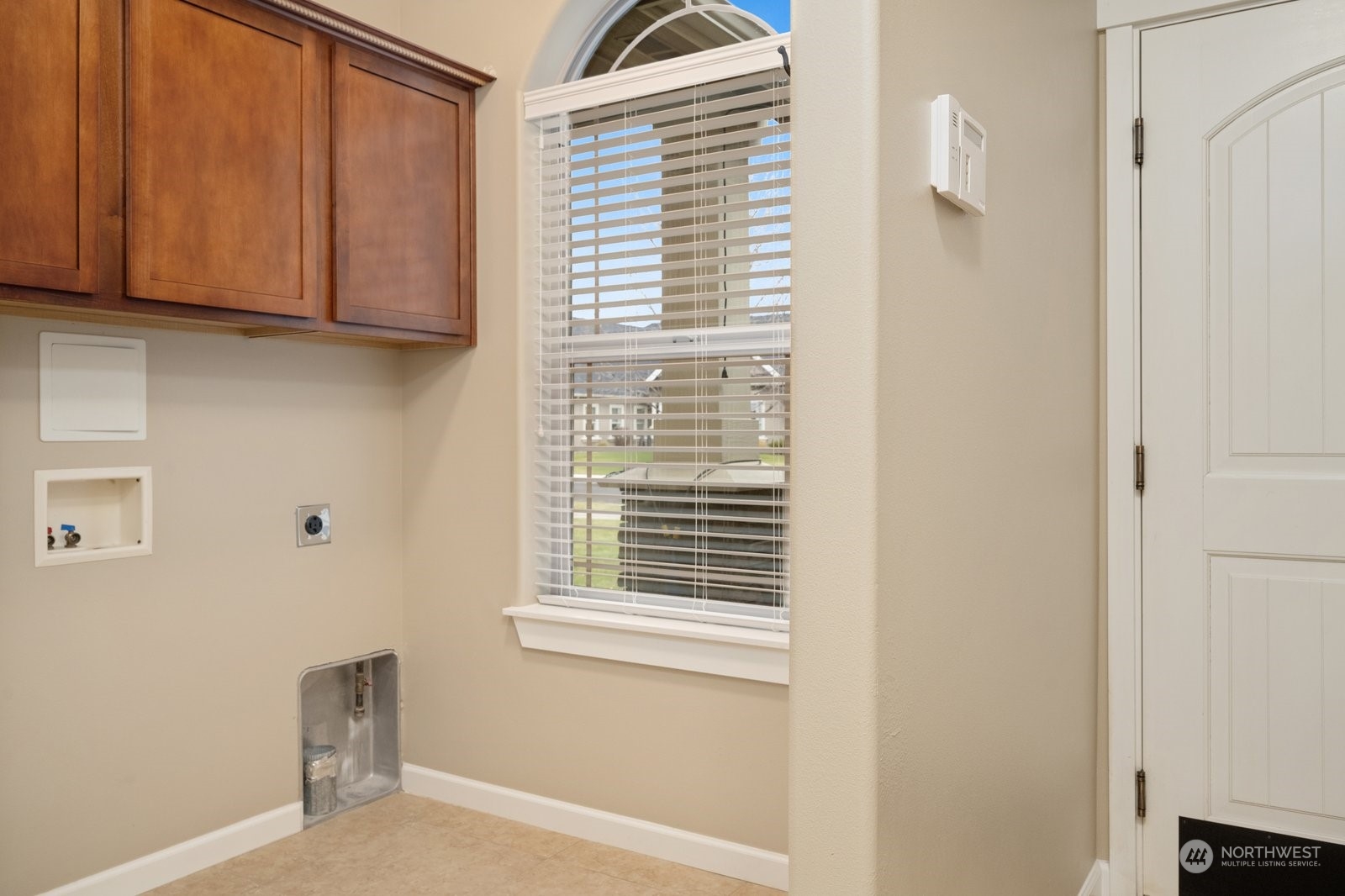 219 Cougar Creek Drive Property Photo 29