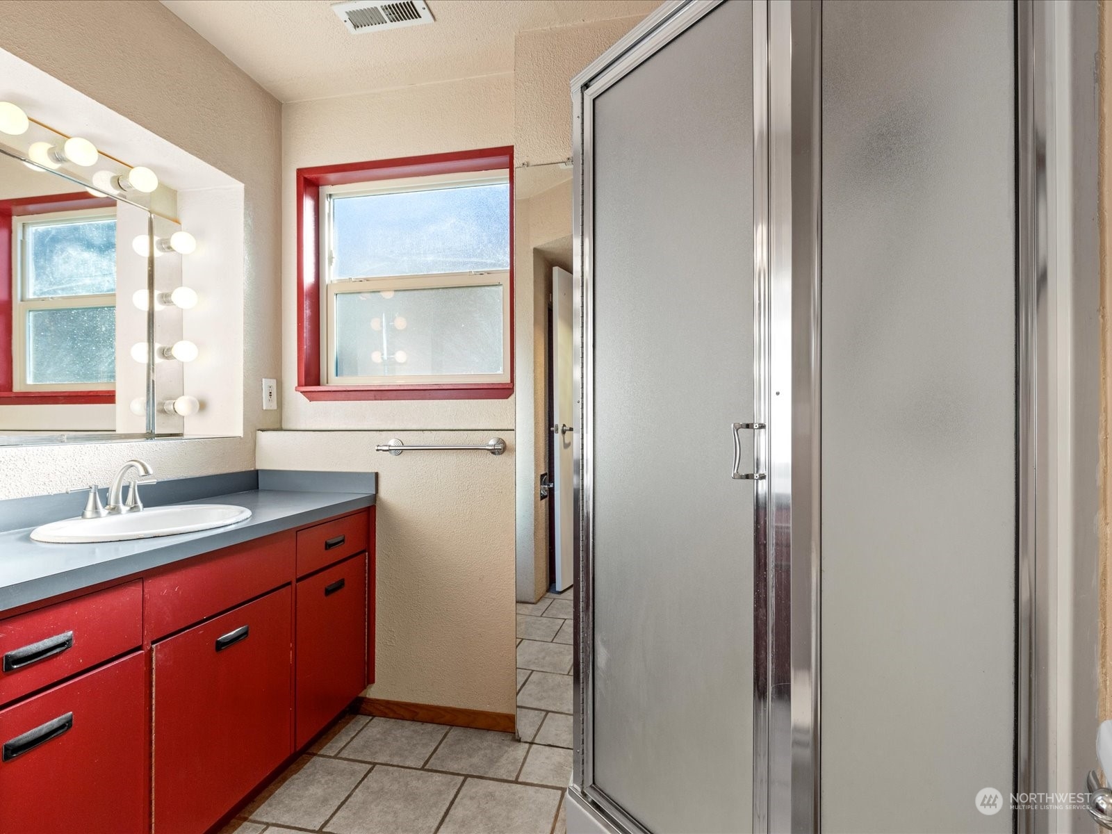 631 Sunnyside Boulevard Property Photo 22