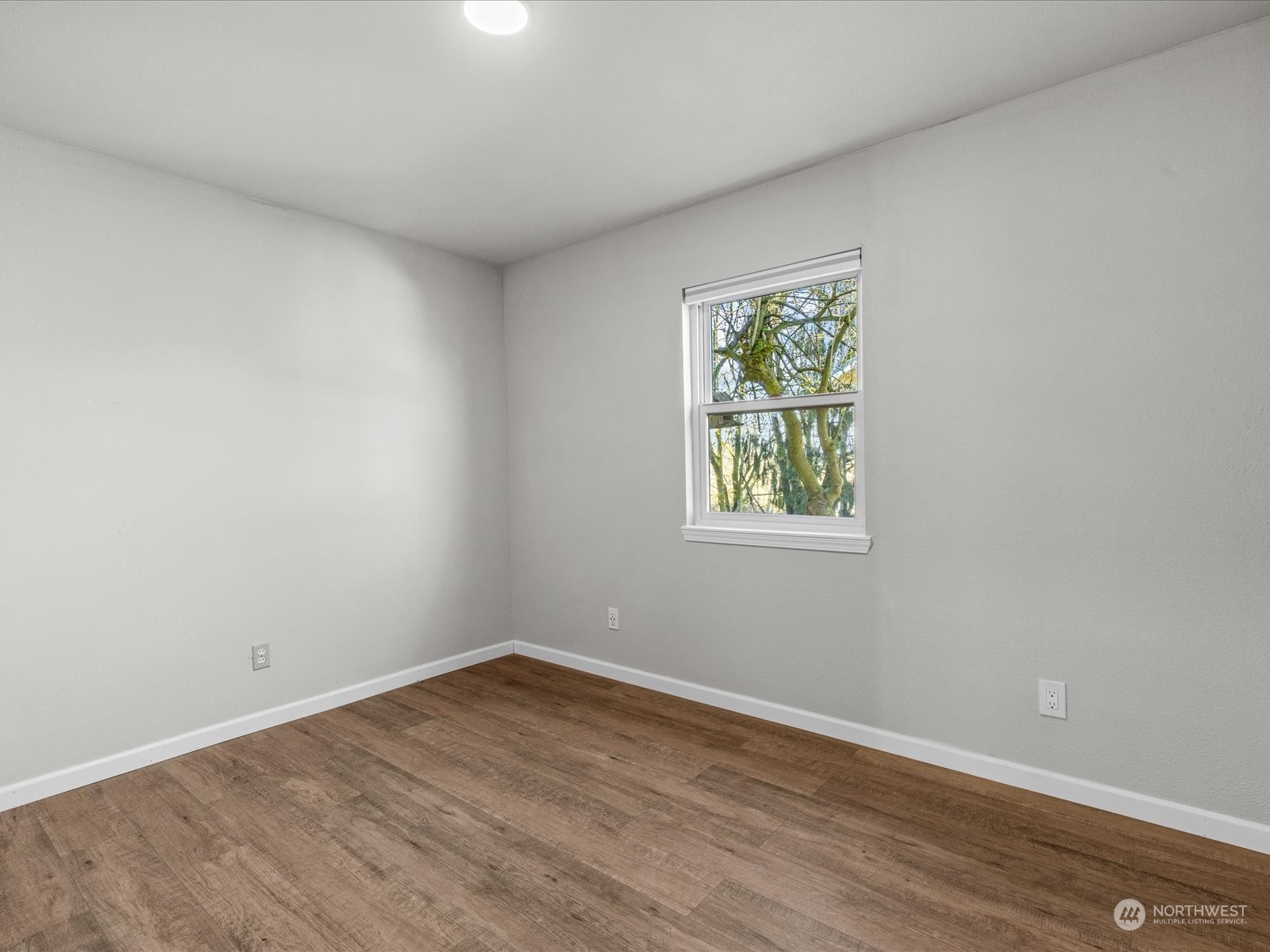 631 Sunnyside Boulevard Property Photo 35