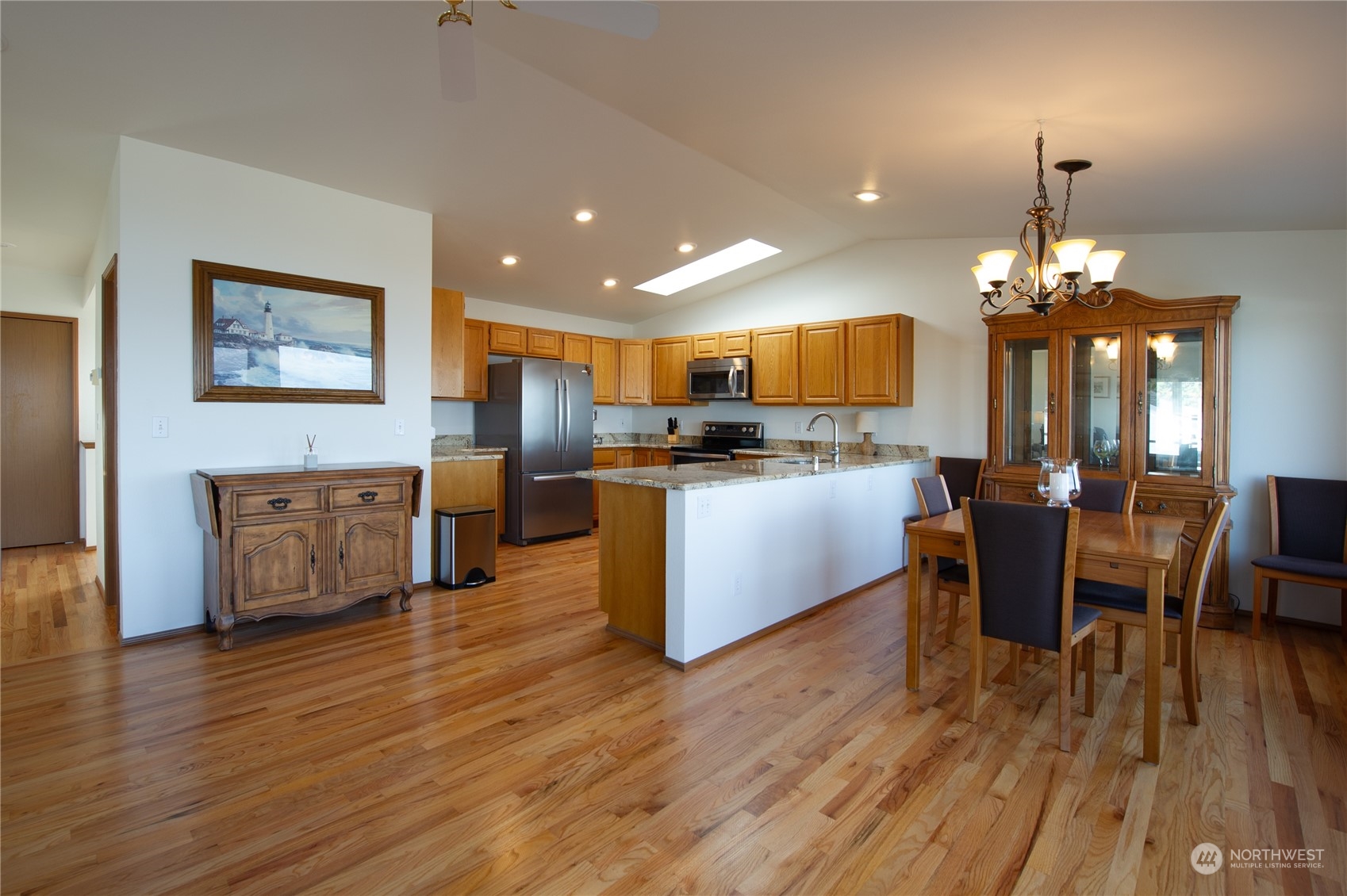276 Grandview Avenue Property Photo 9