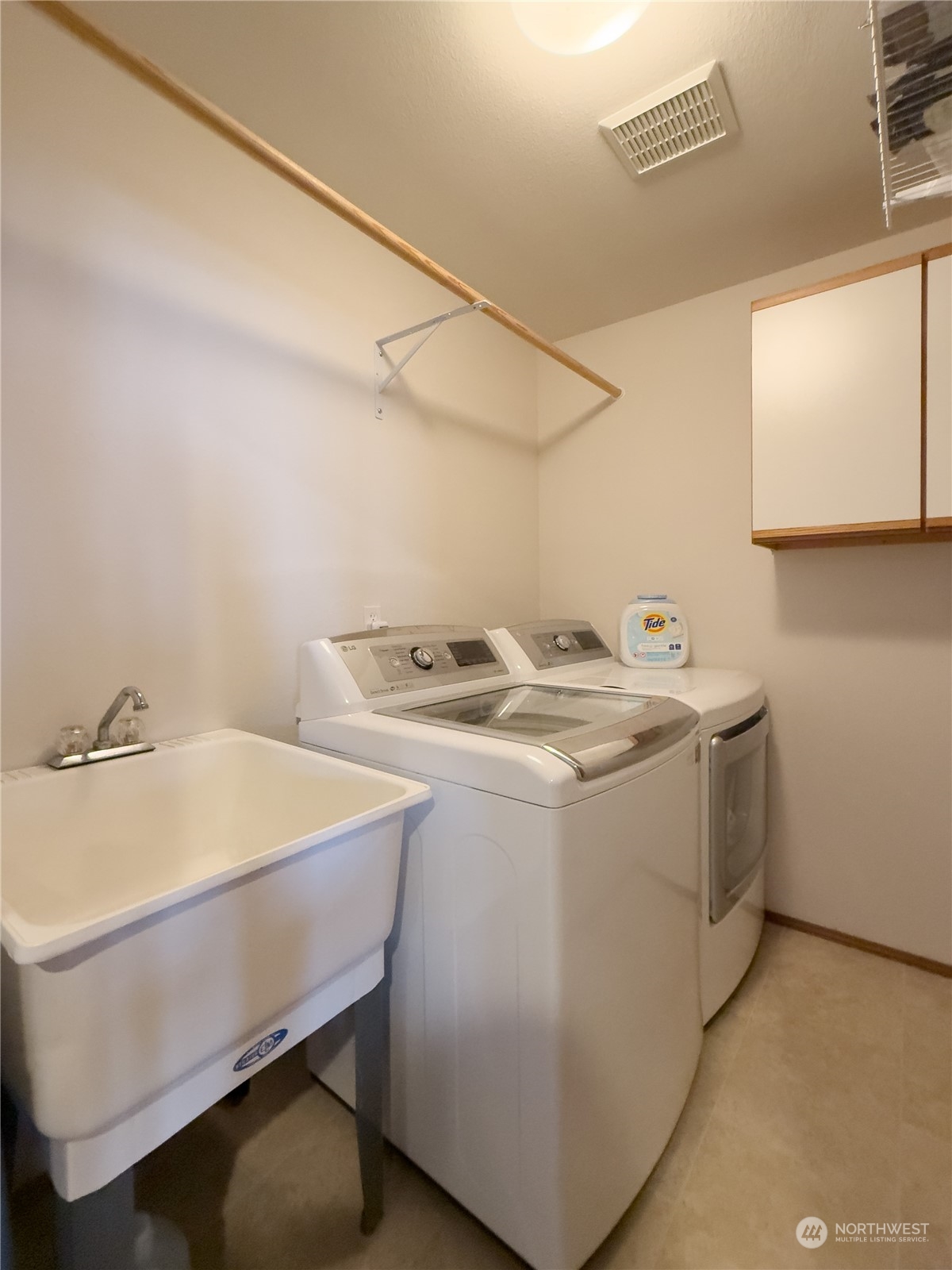 276 Grandview Avenue Property Photo 23