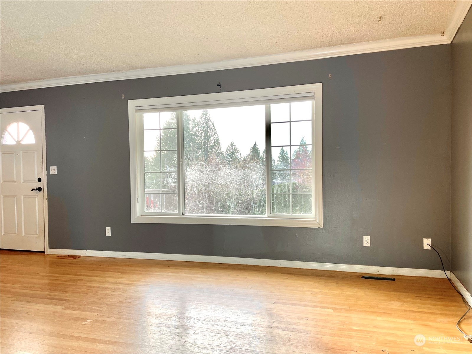 1100 N 23rd Avenue Property Photo 6