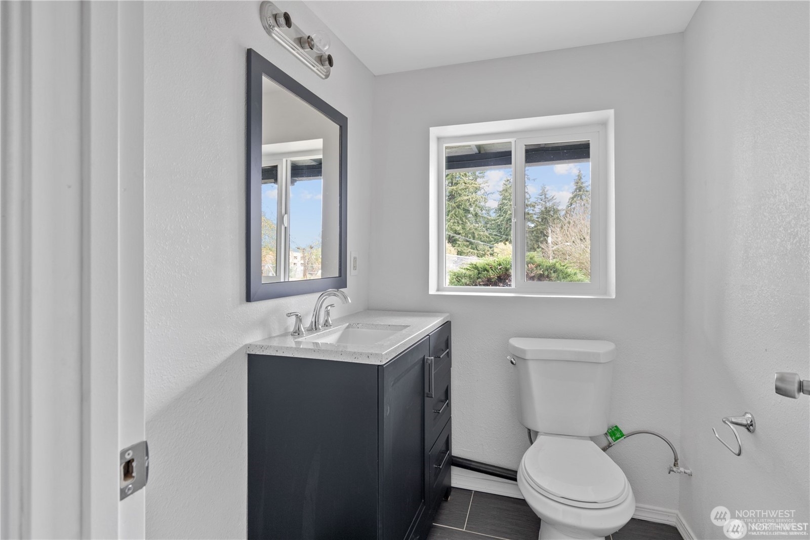 22904 Military Road Property Photo 9