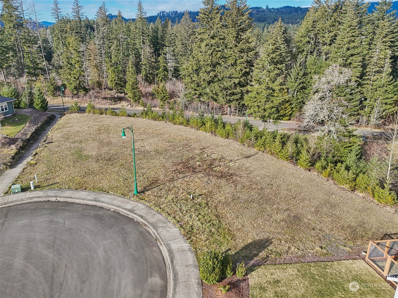 189 Nw Falcon Court Property Photo 6