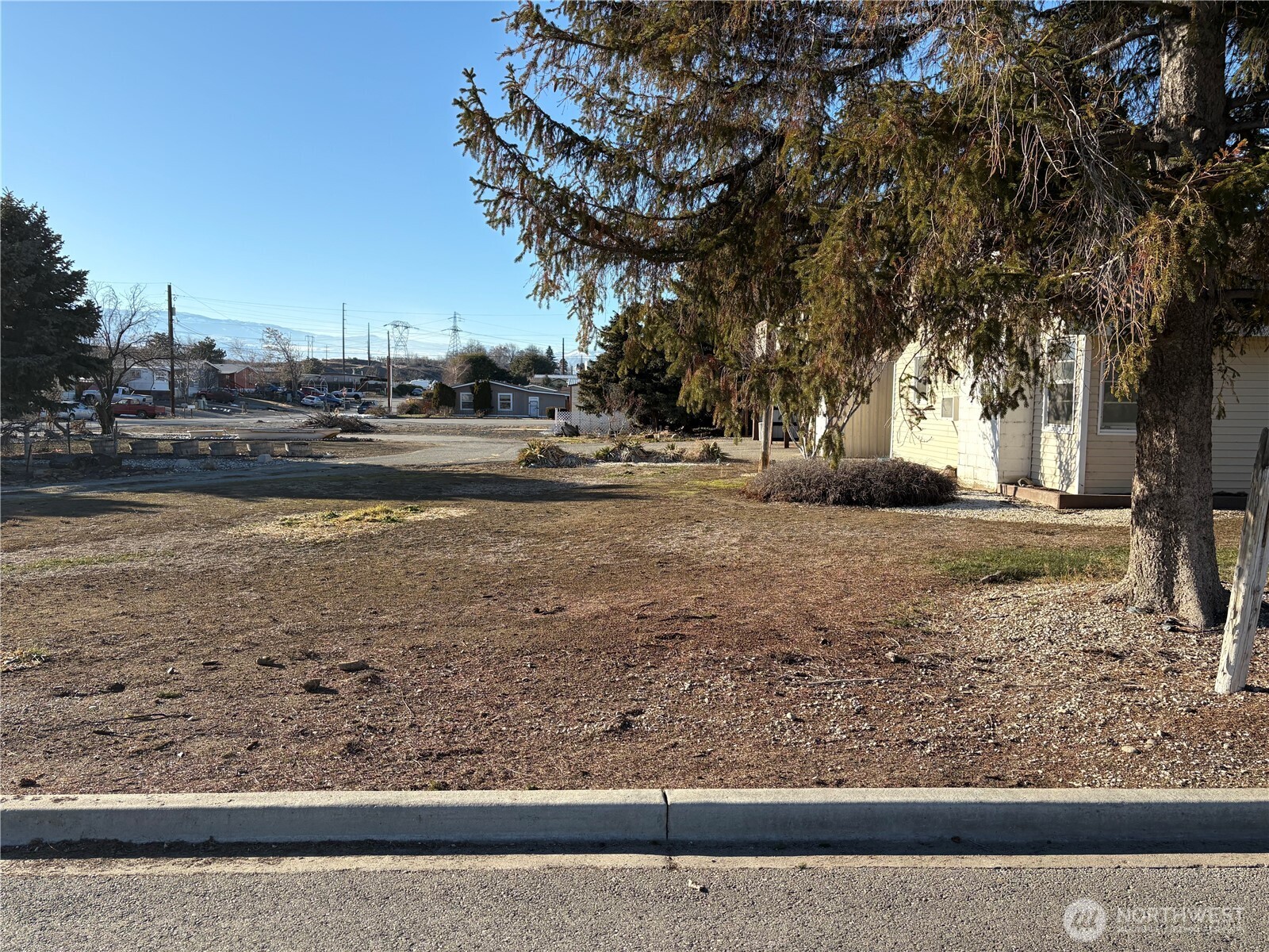 11 Garden Avenue Property Photo 1