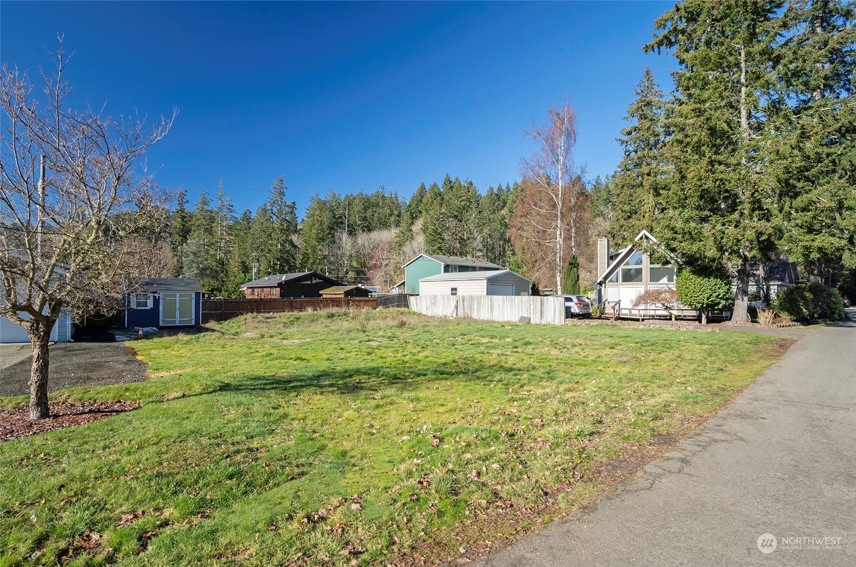 110 Ne Wagon Wheel Road Property Photo 6