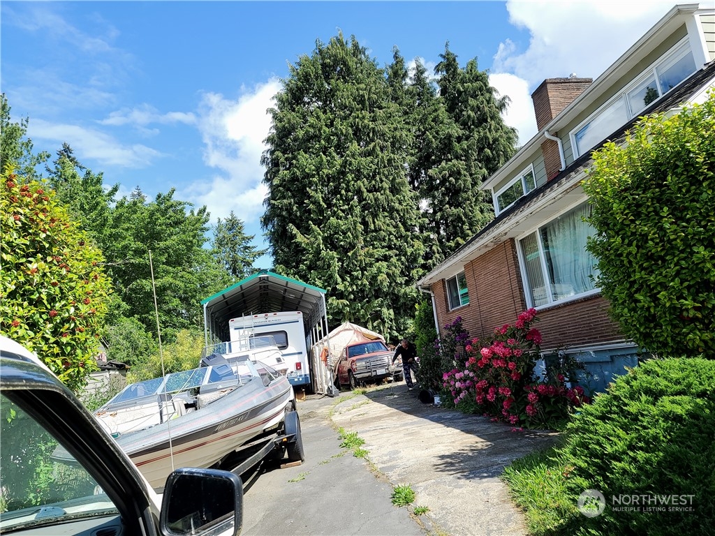 522 Ne 127th Street Property Photo 3