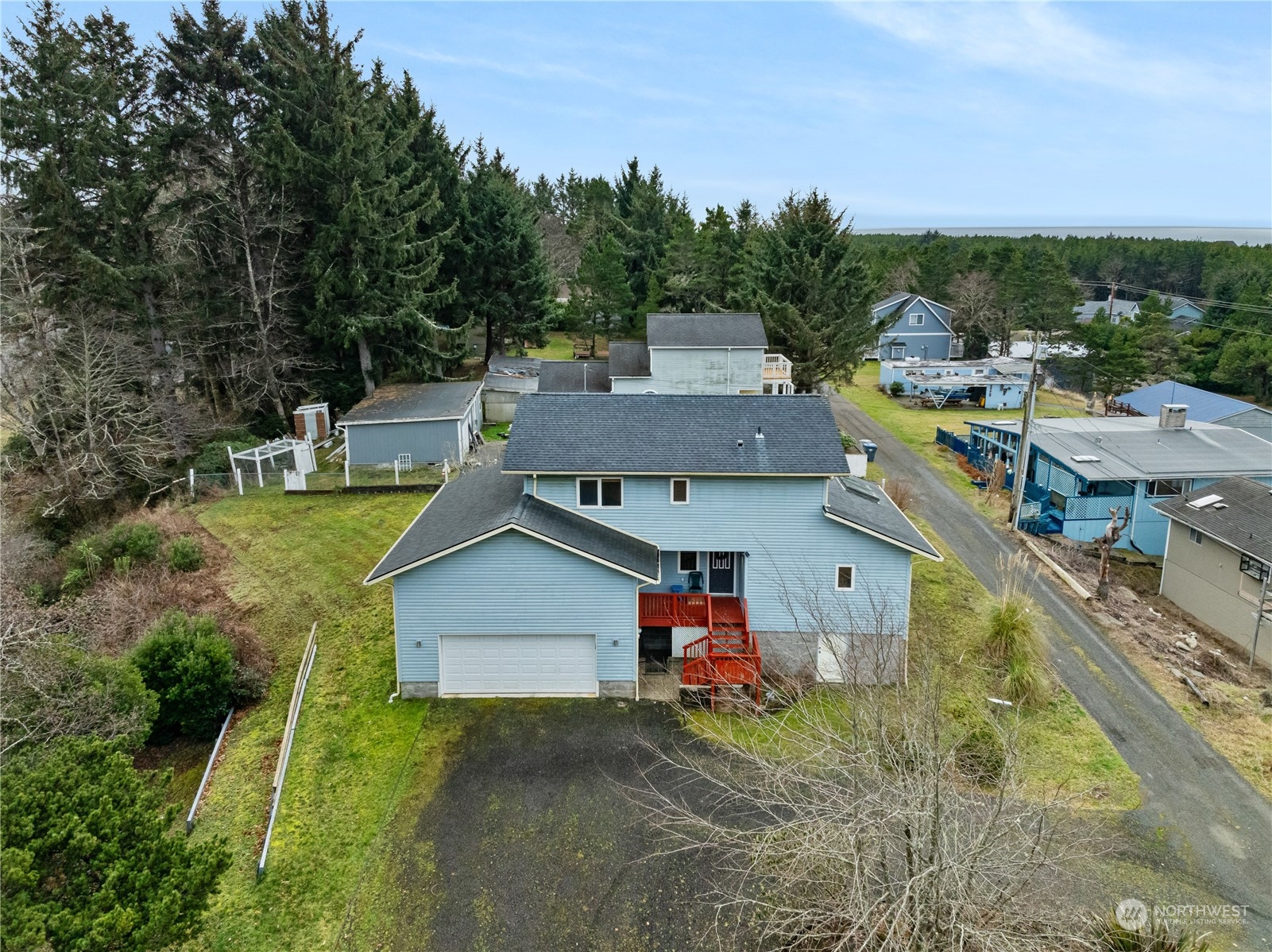701 W Lila Avenue Property Photo