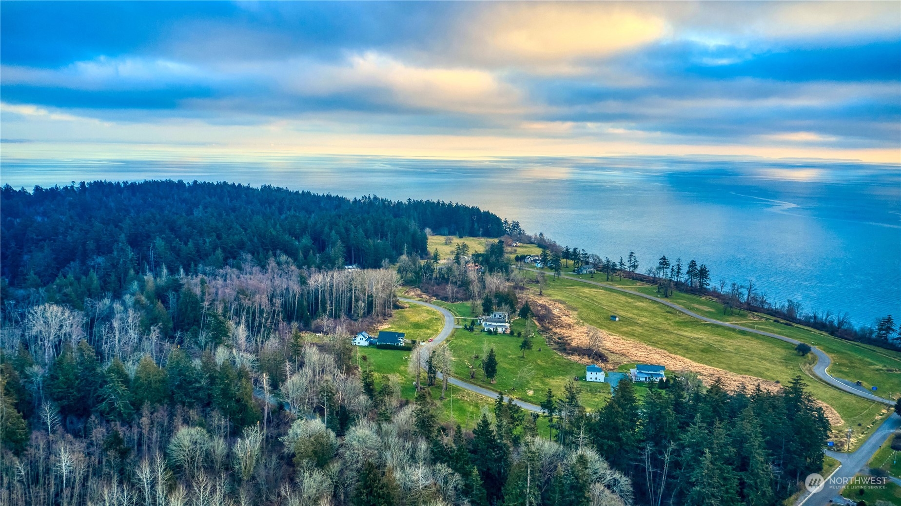 2126 Seabright Loop Property Photo 4