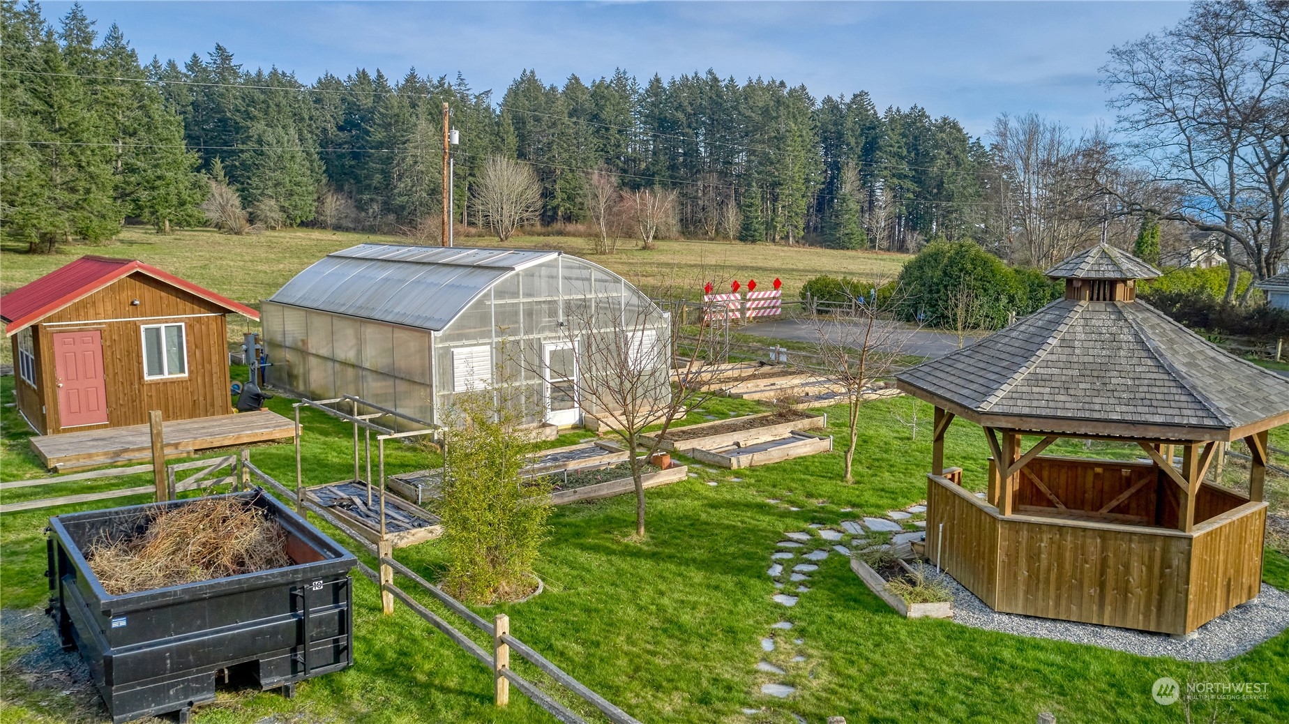 2126 Seabright Loop Property Photo 13