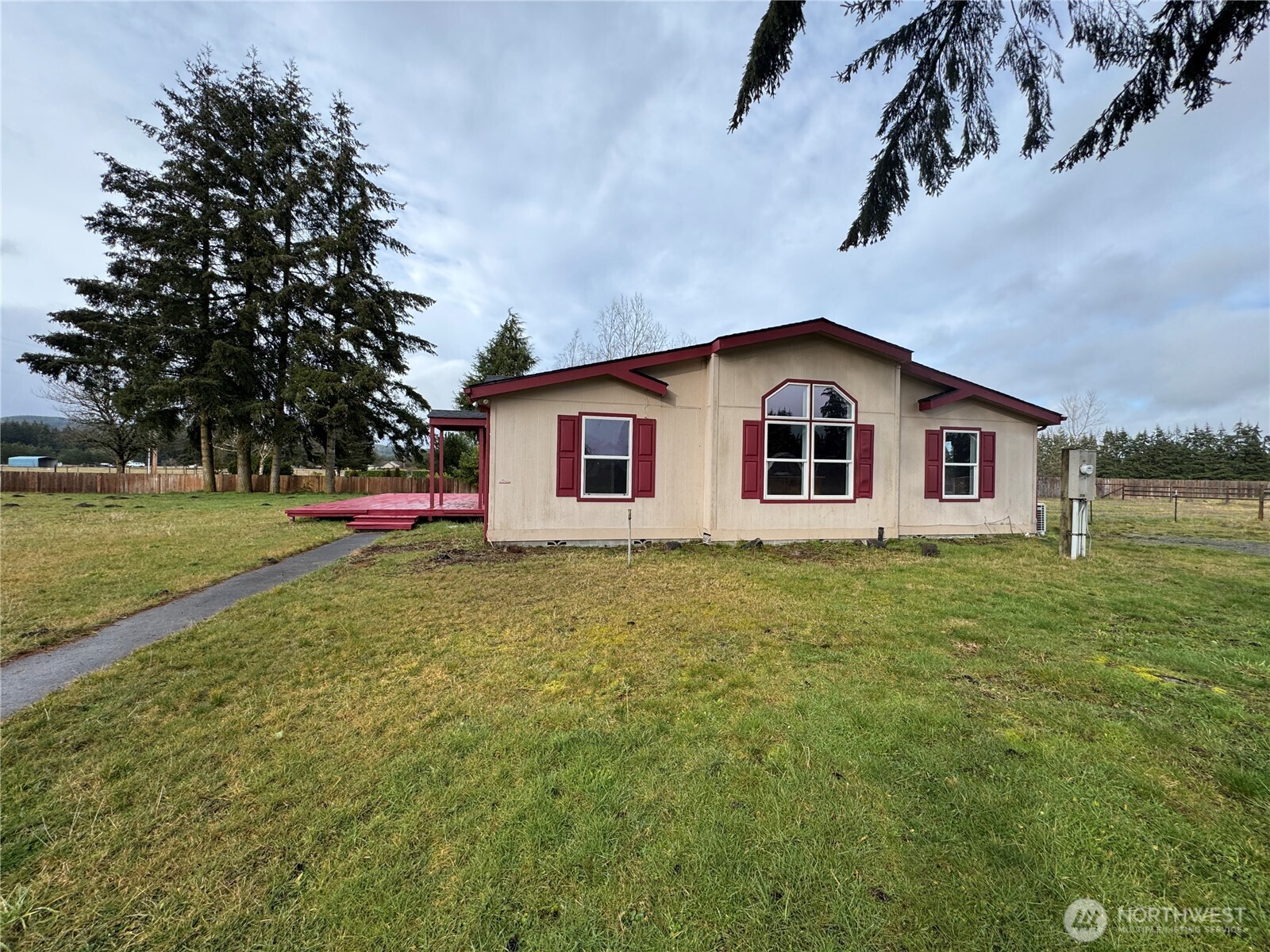 17720 Albany Street Property Photo 3