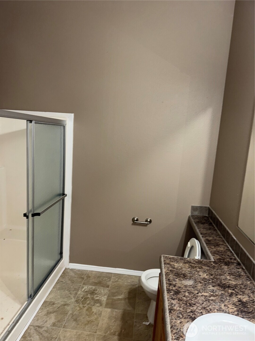 17720 Albany Street Property Photo 8