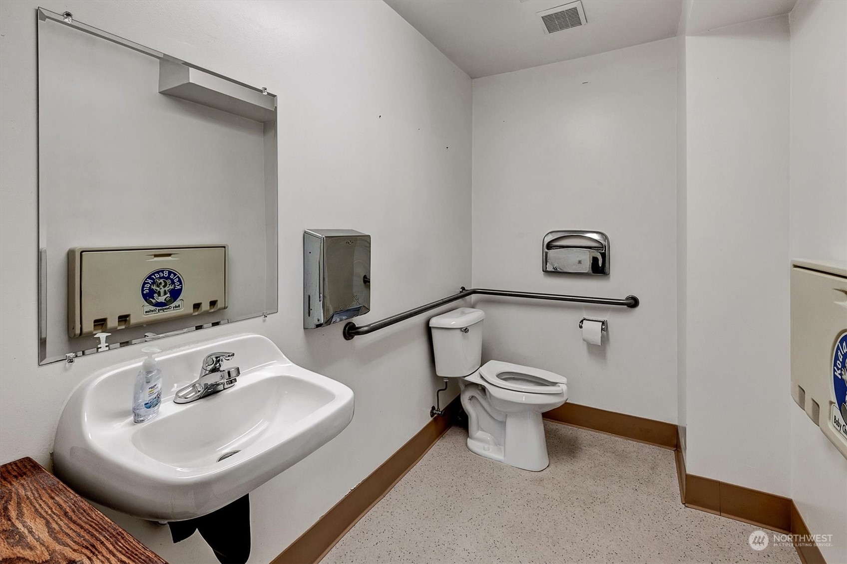 7750 21st Avenue Property Photo 6