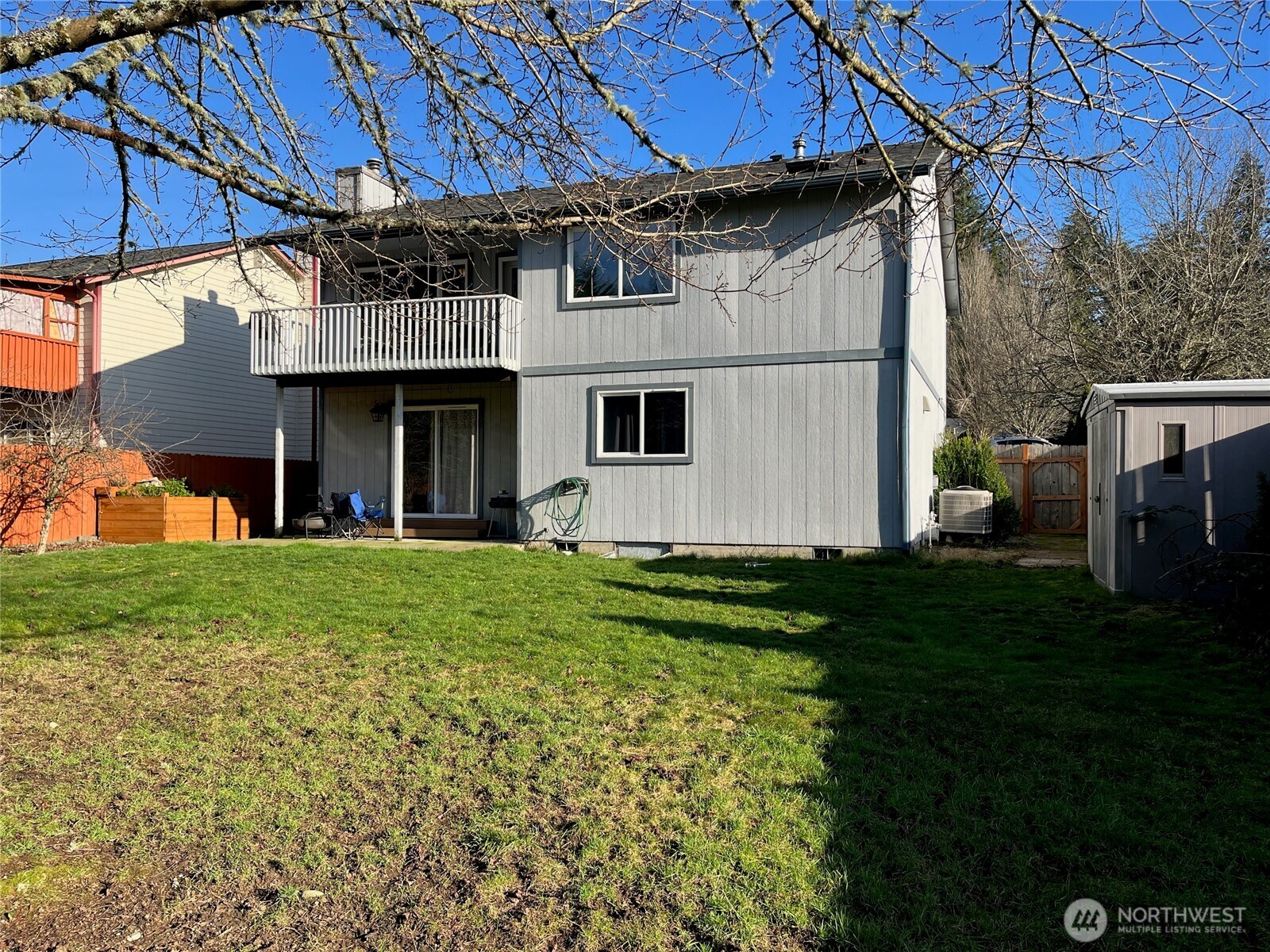 1619 Ne Mapleridge Drive Property Photo 3