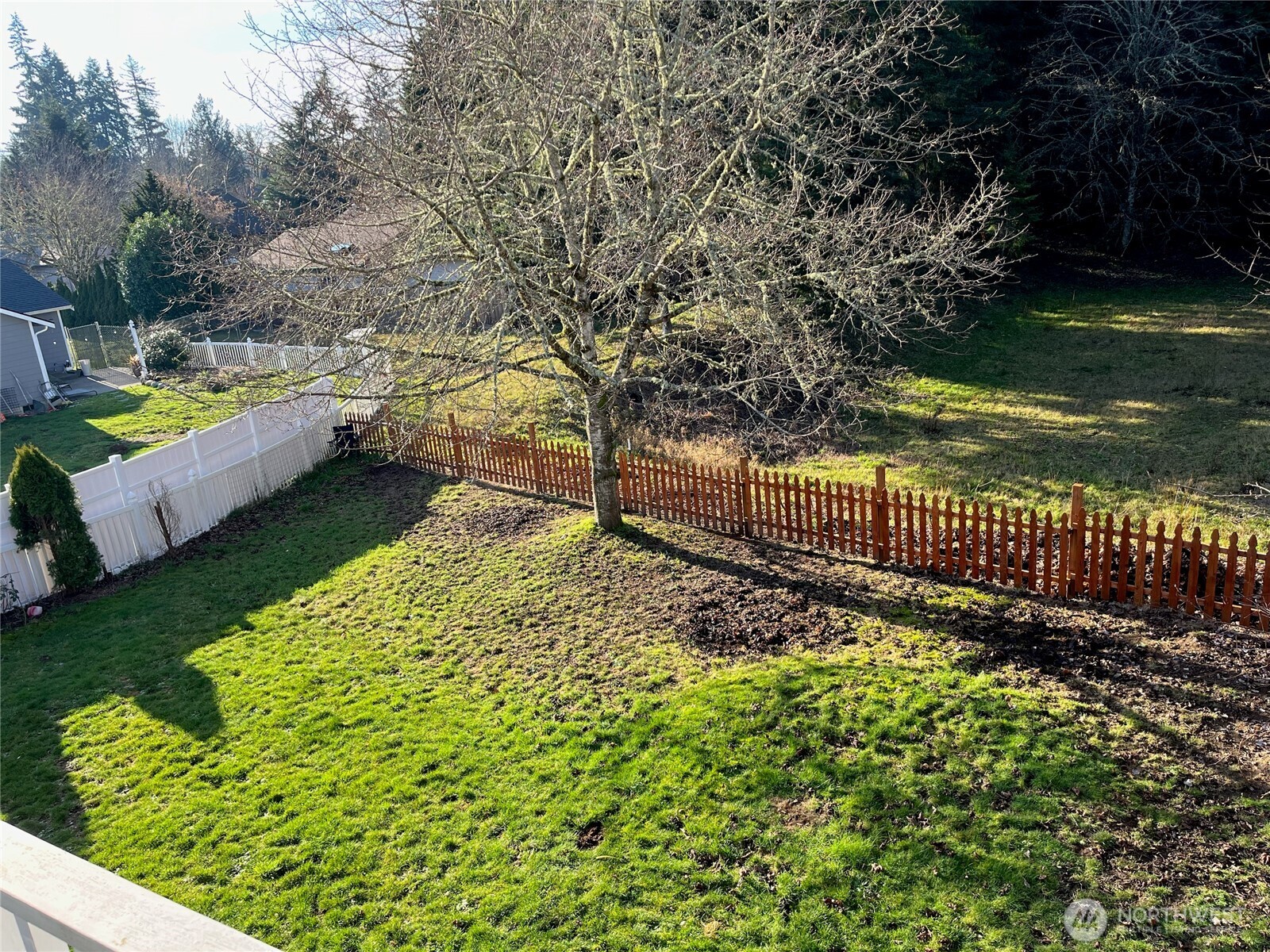 1619 Ne Mapleridge Drive Property Photo 6