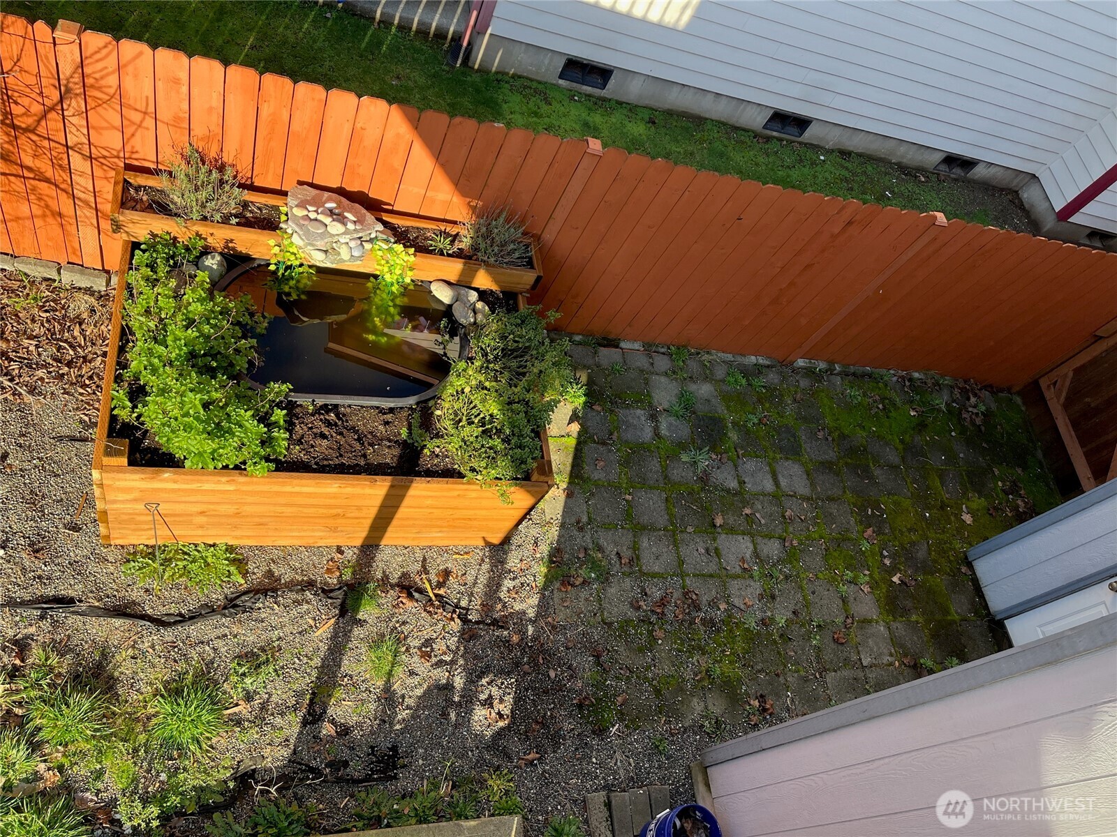 1619 Ne Mapleridge Drive Property Photo 7
