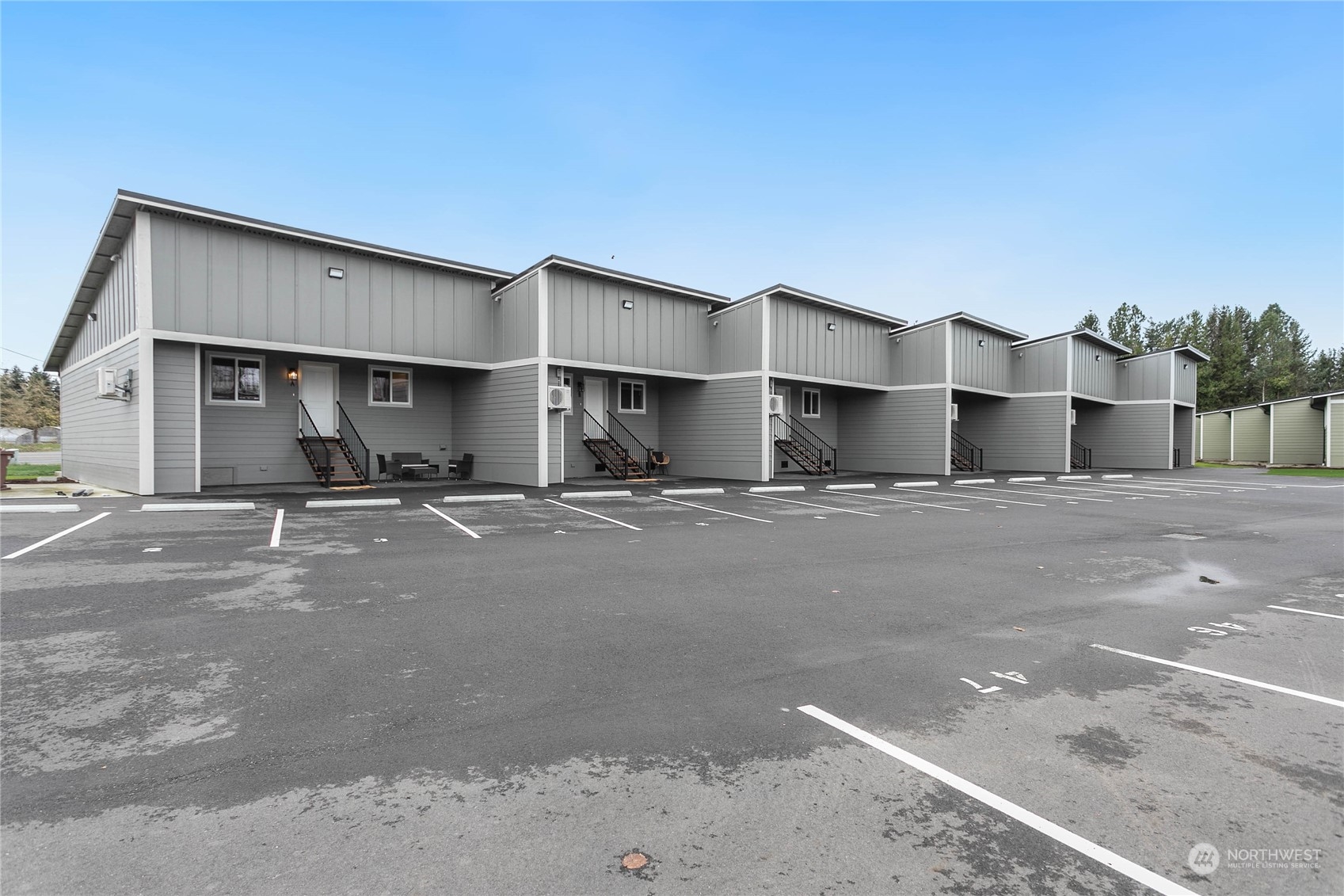 314 Everson Road E Property Photo
