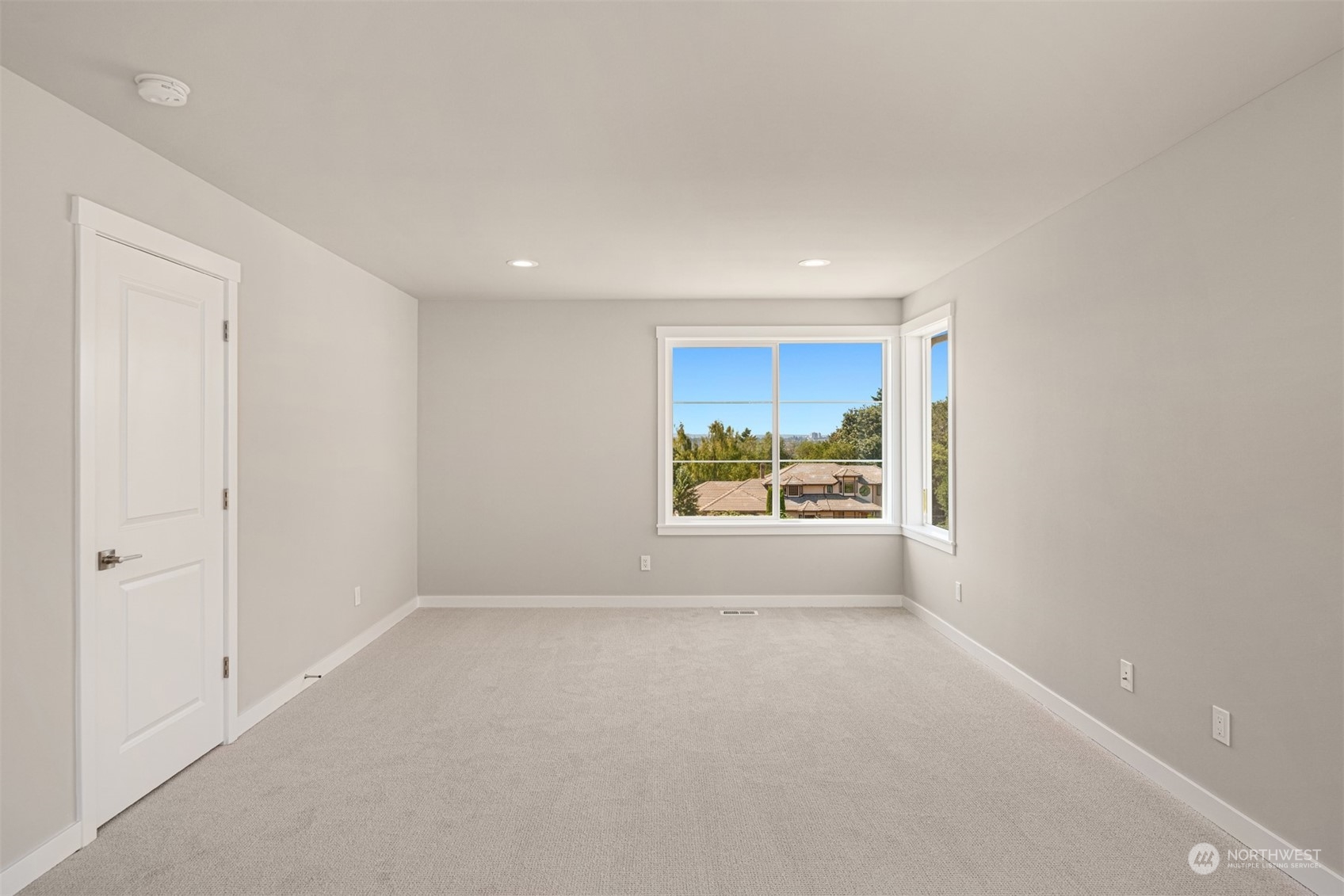 803 76th Drive Property Photo 14
