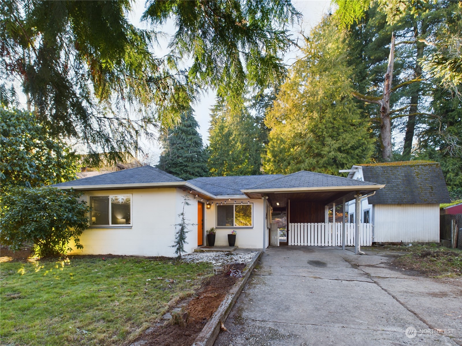 11615 8th Avenue Property Photo